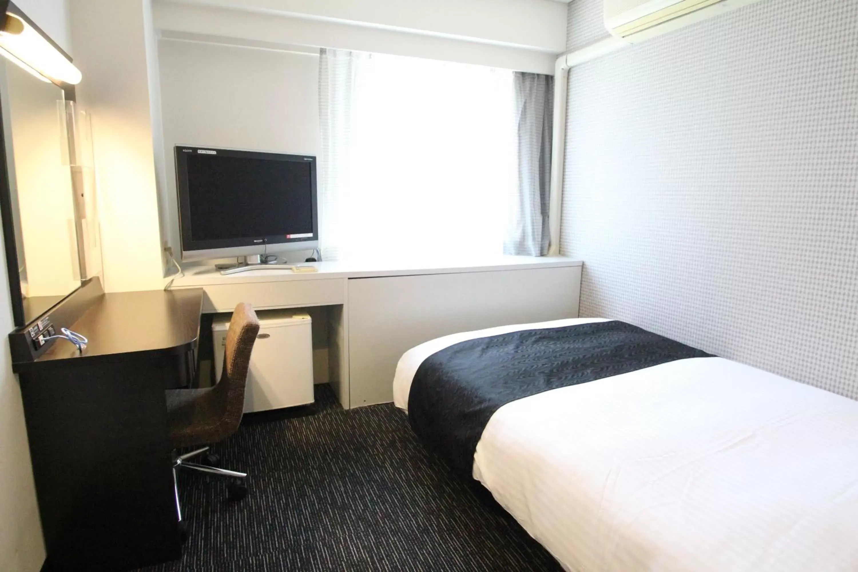 Double Room - single occupancy - Smoking in APA Hotel Kumamoto Sakuramachi Bus Terminal Minami