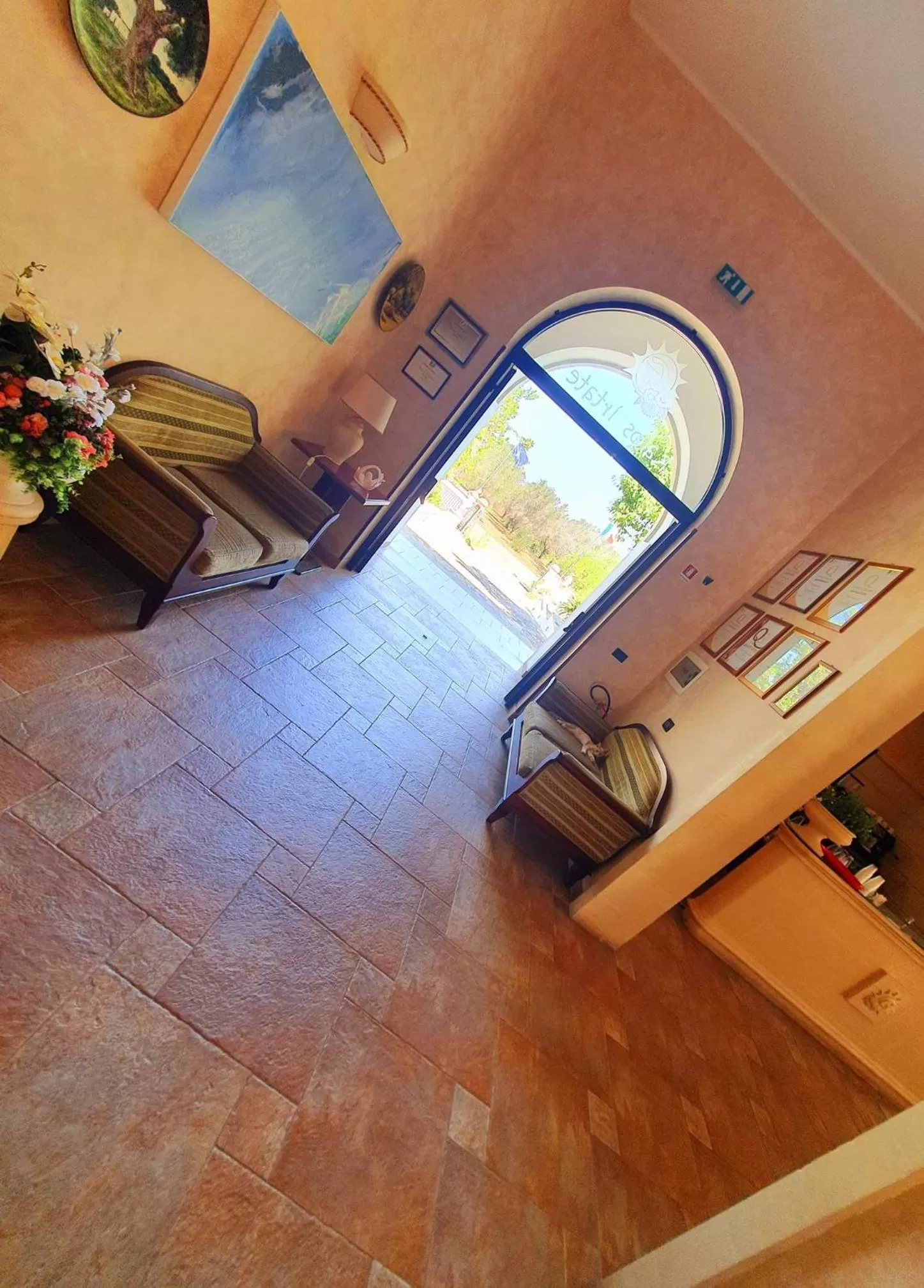 Lobby or reception, Kitchen/Kitchenette in Grikò Country Hotel