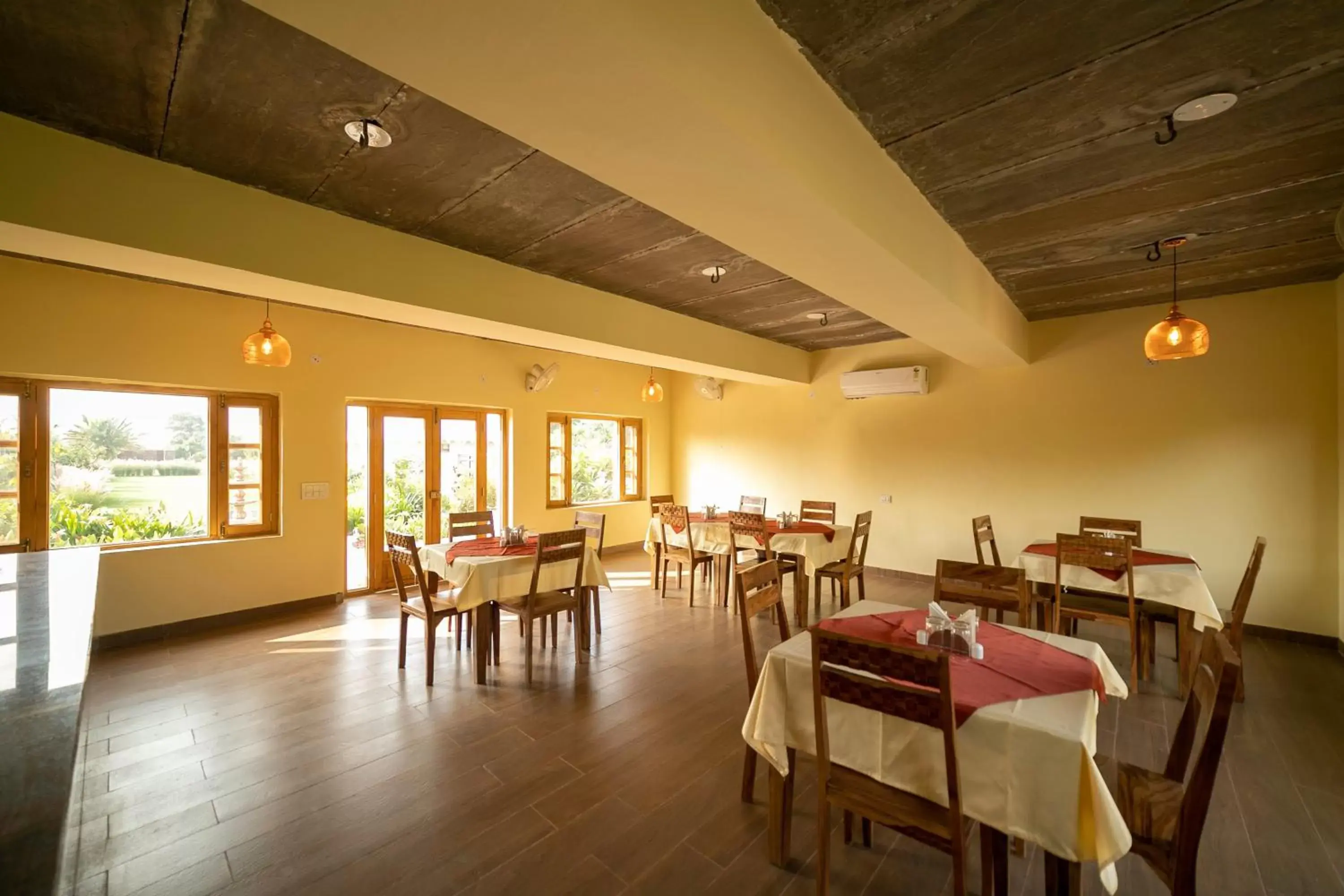 Restaurant/places to eat in Madho Bagh Restaurant/places to eat in Madho Bagh