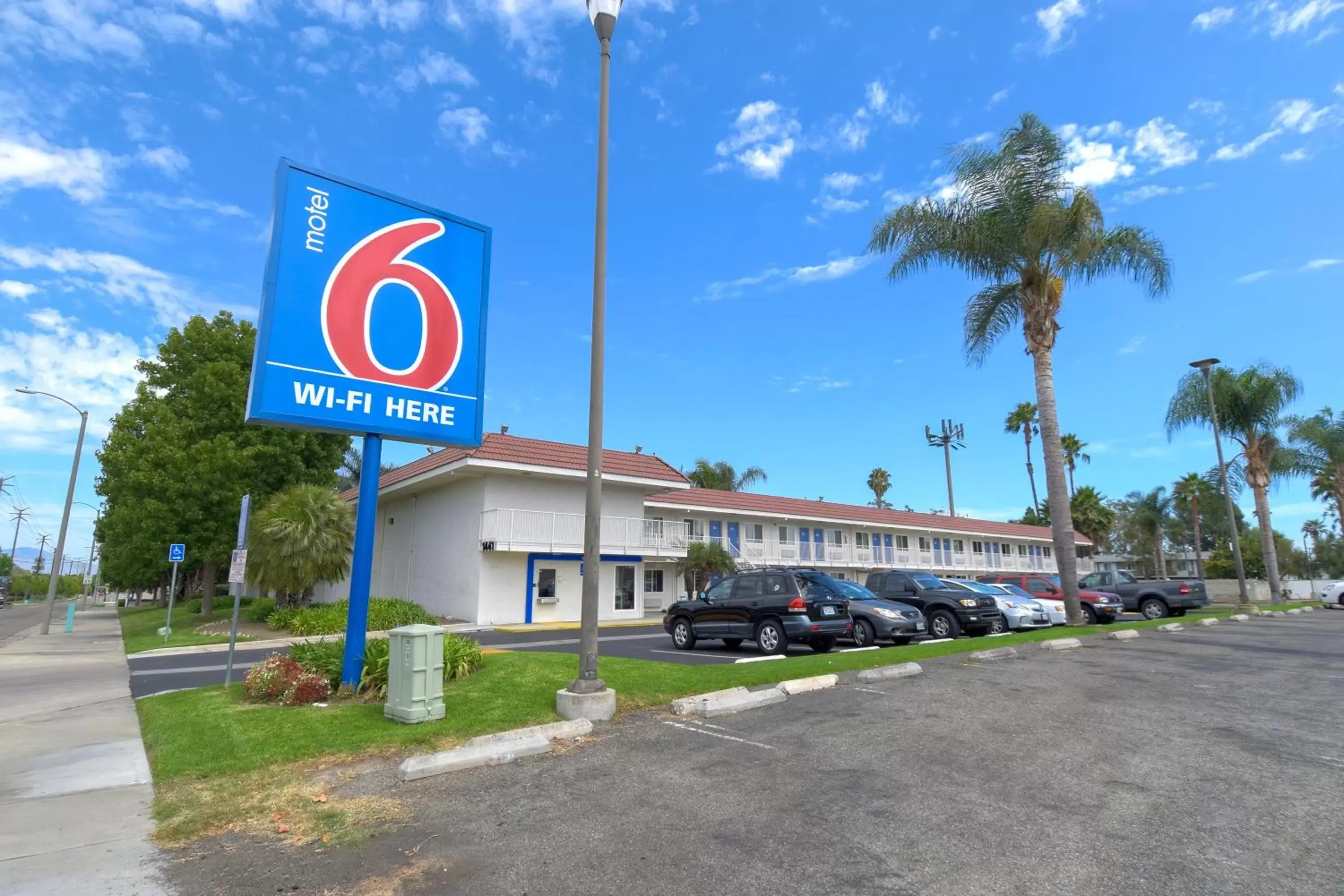 Facade/entrance, Property Building in Motel 6-Costa Mesa, CA