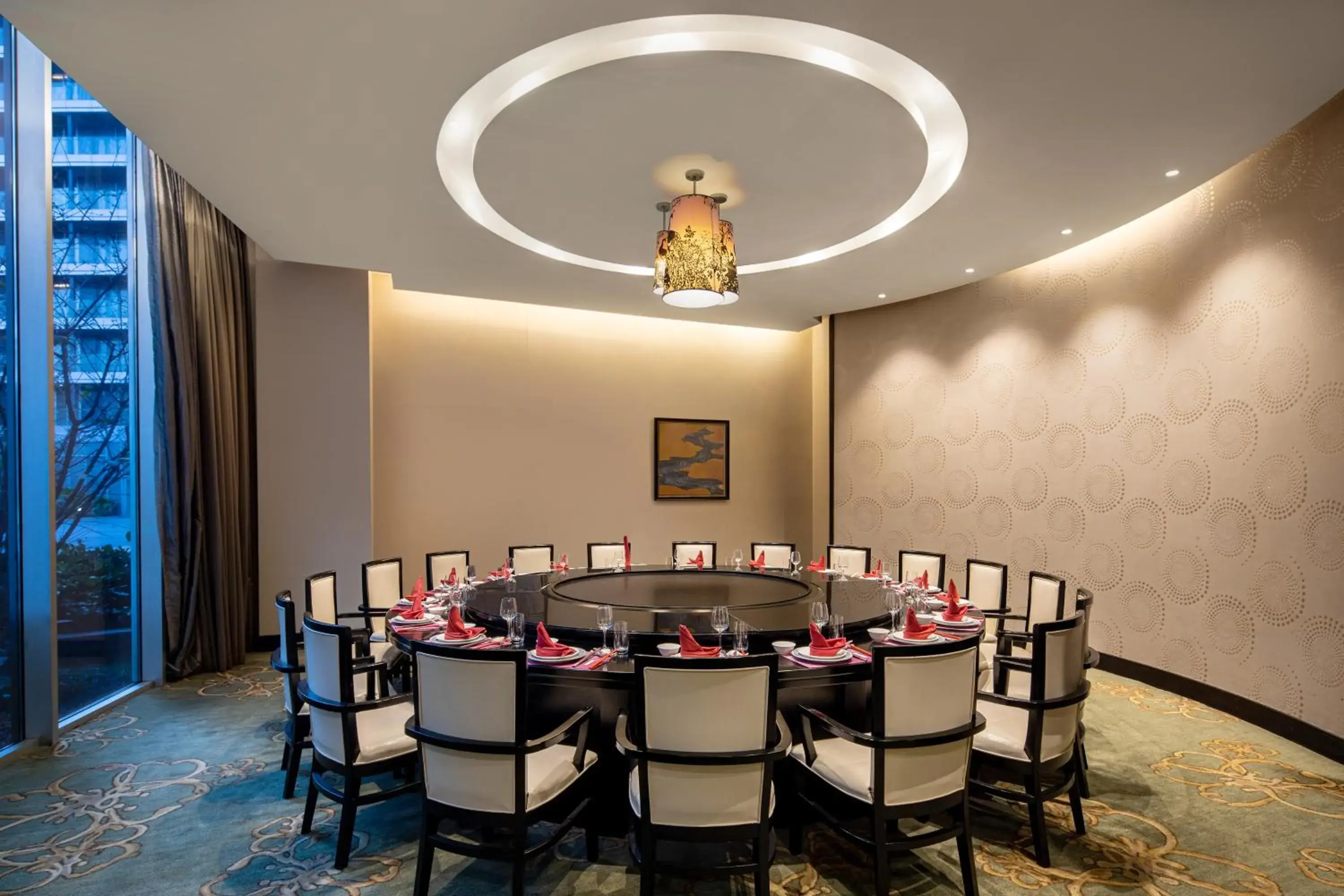 Restaurant/places to eat in Crowne Plaza Shanghai Xiayang Lake by IHG Restaurant/places to eat in Crowne Plaza Shanghai Xiayang Lake by IHG