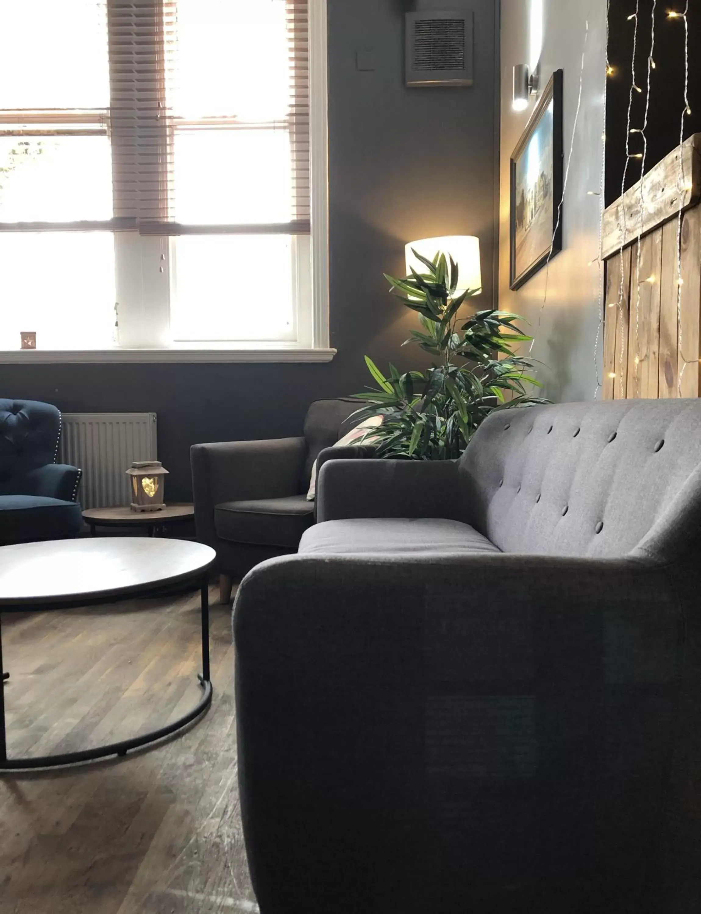 Living room, Seating Area in The Red Lion Inn