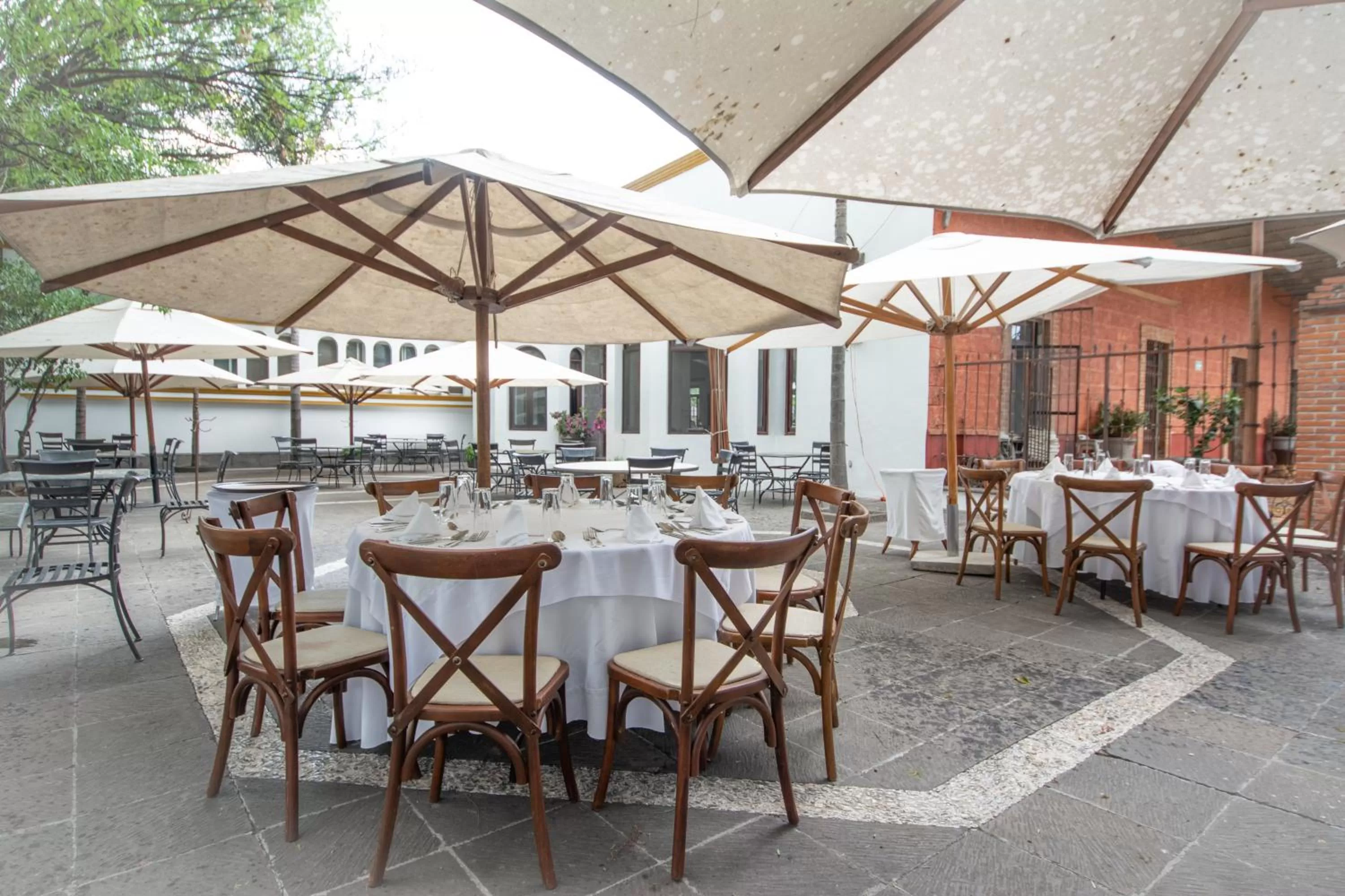 Restaurant/places to eat in Hotel Hacienda la Venta