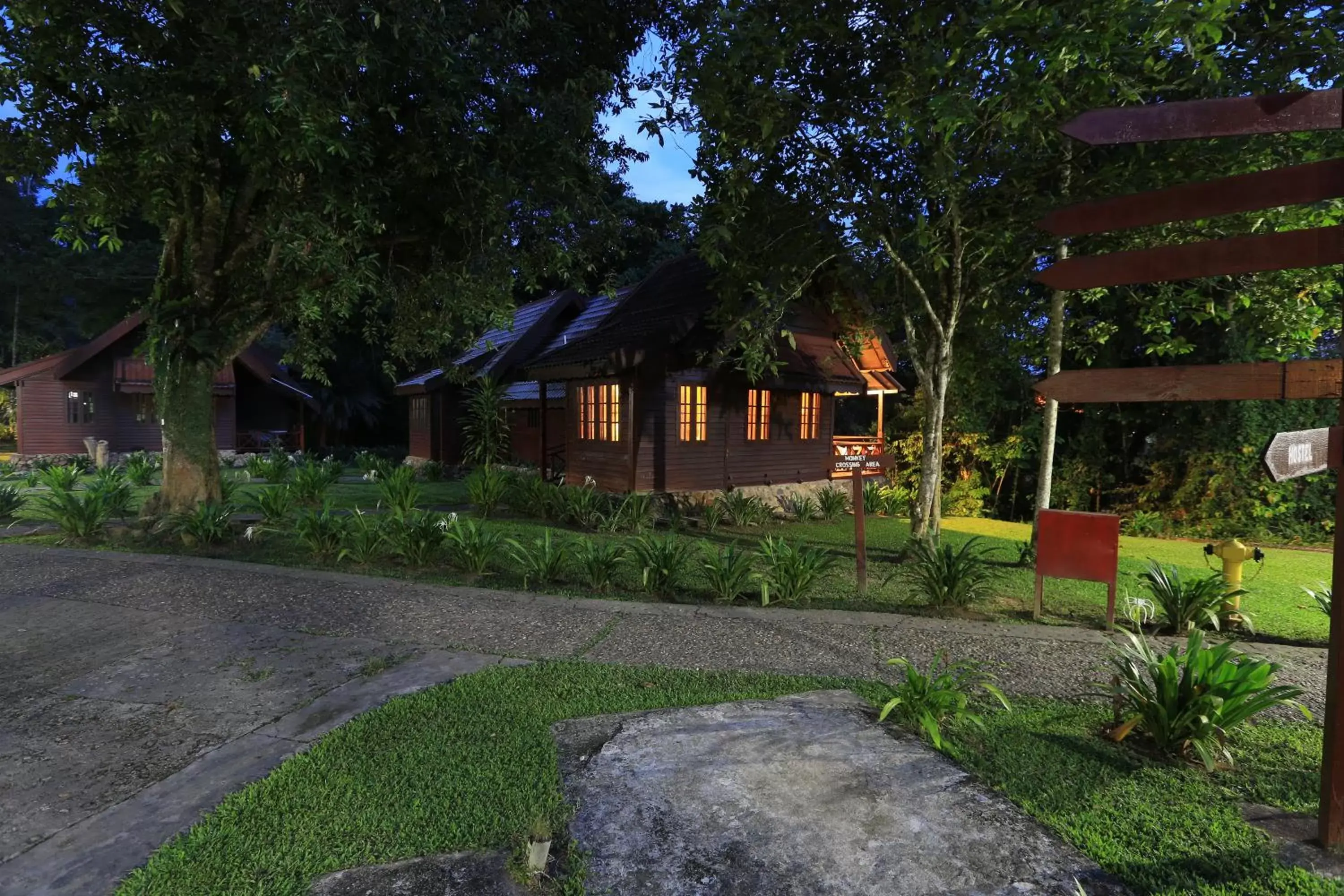 Facade/entrance, Garden in Mutiara Taman Negara