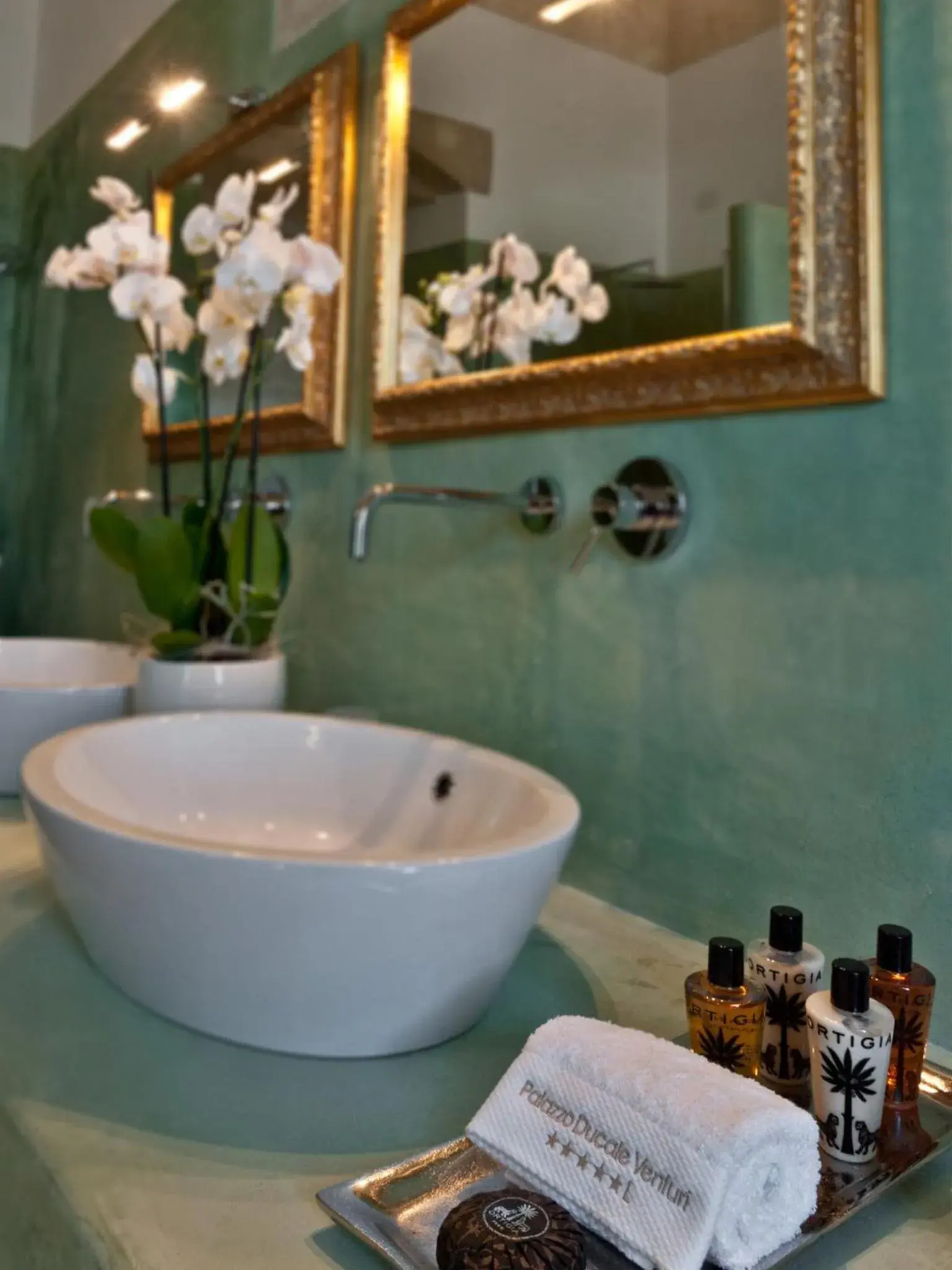 Bathroom in Palazzo Ducale Venturi - Luxury Hotel & Wellness