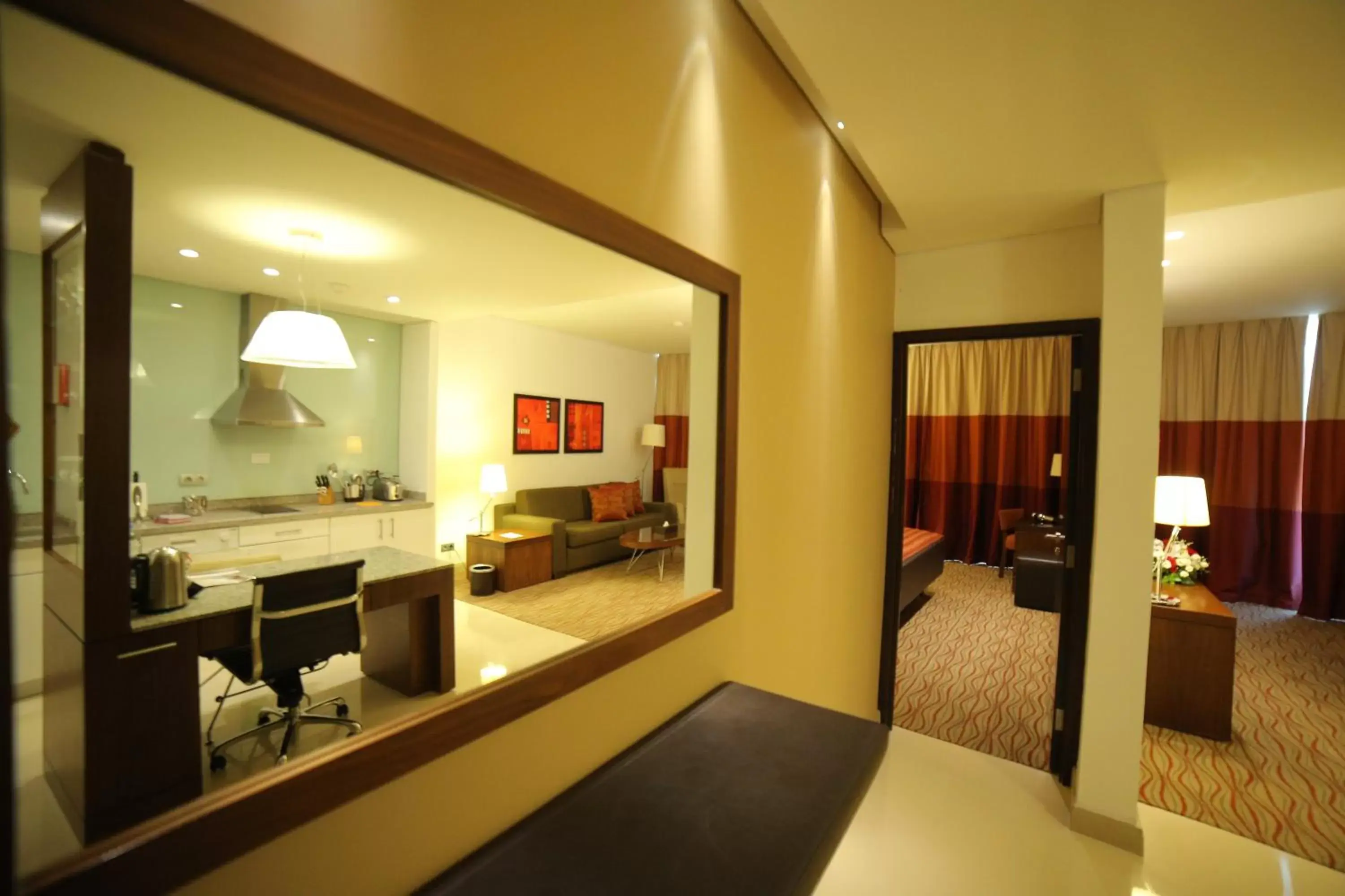 One-Bedroom Suite - Non Smoking in Staybridge Suites Hotel, an IHG Hotel