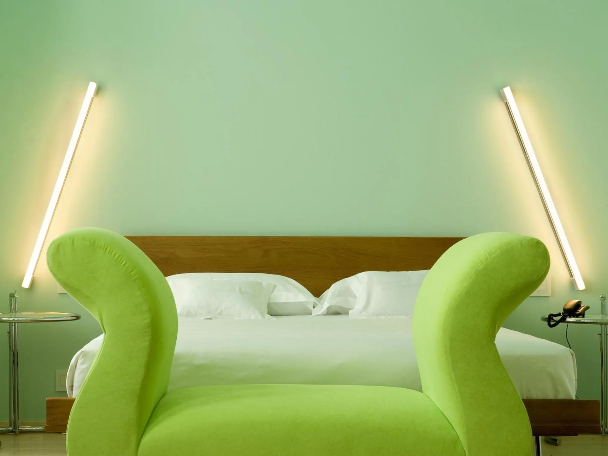 Decorative detail, Bed in Petronilla - Hotel In Bergamo