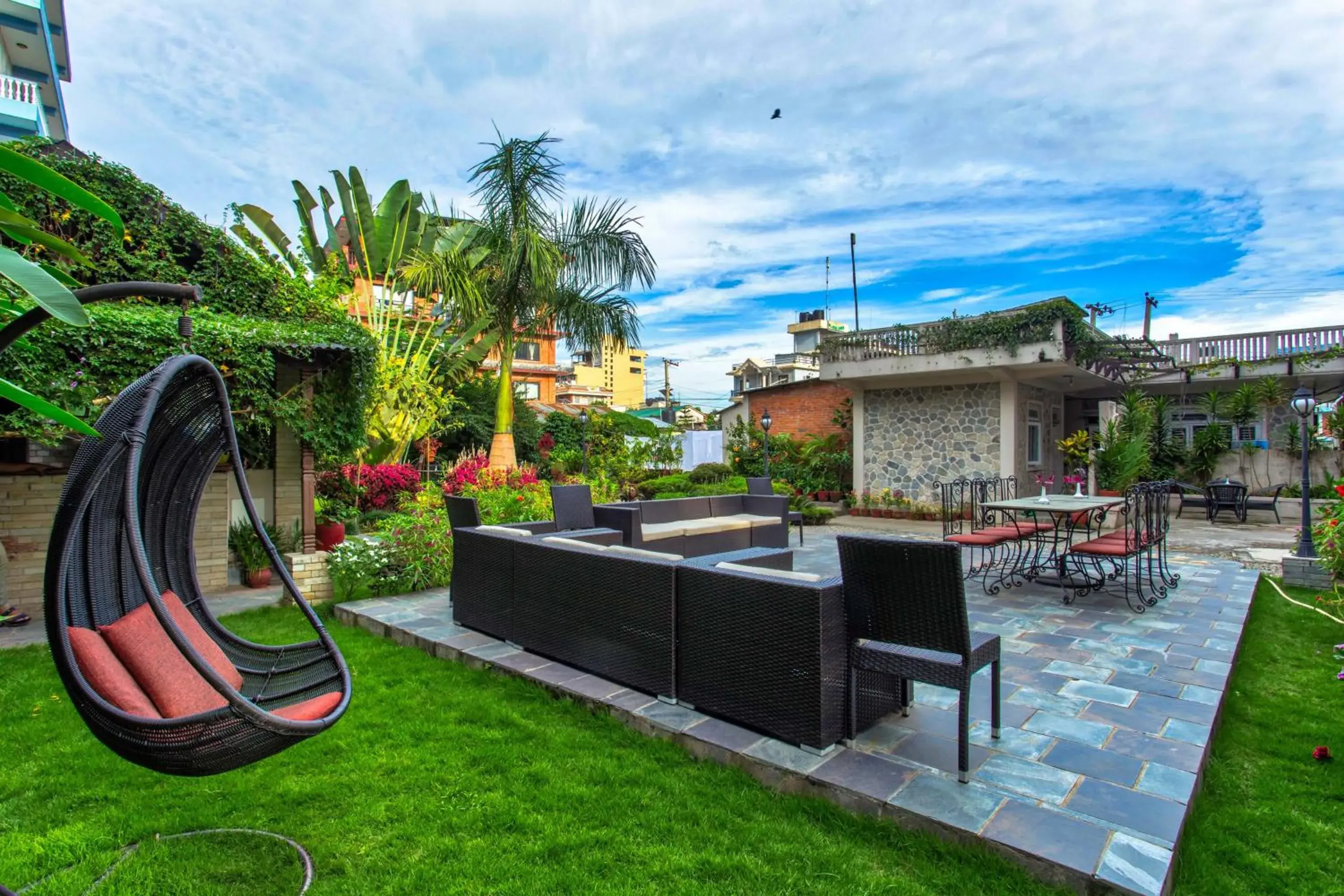 Garden in Da Yatra Courtyard Hotel