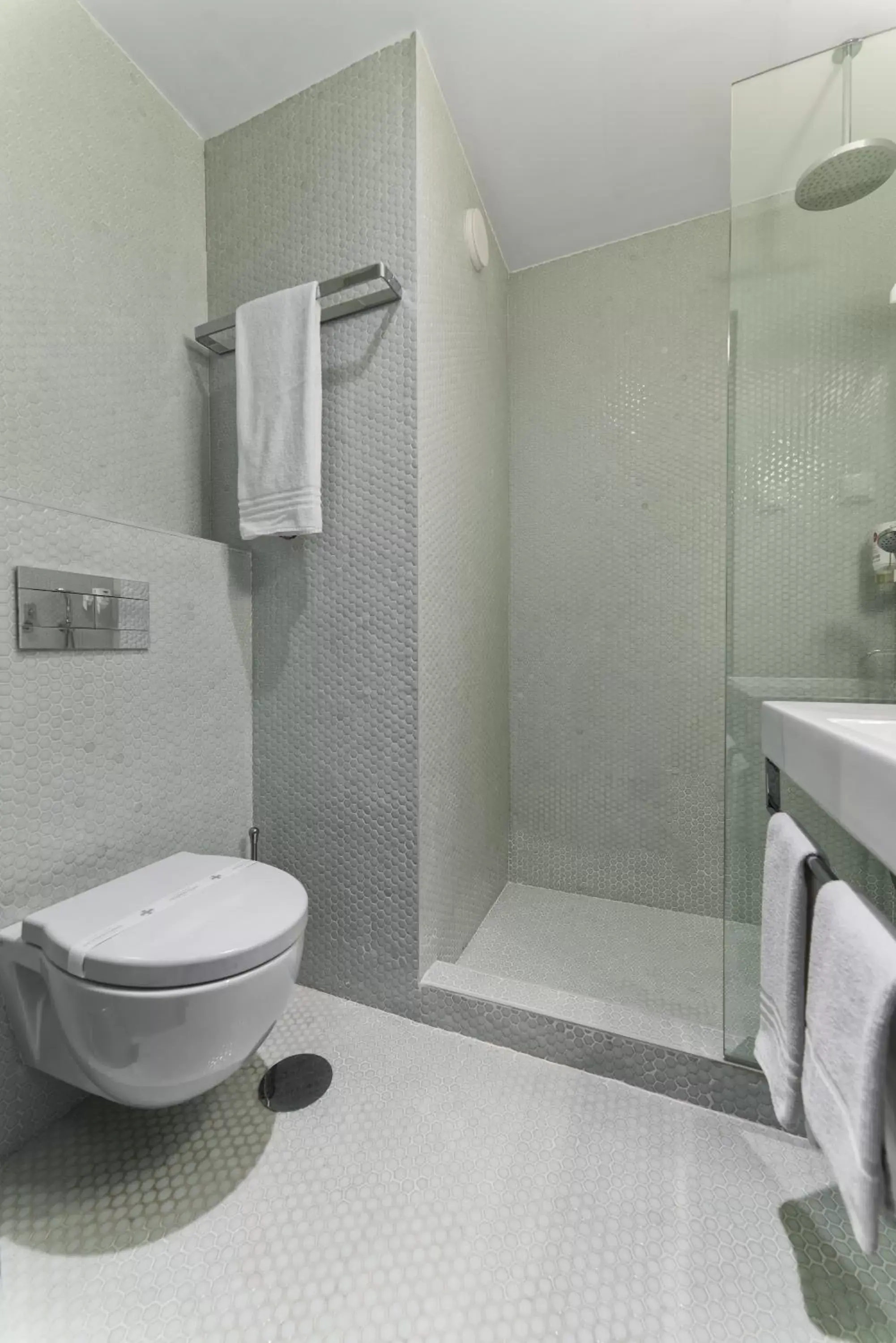 Bathroom in Moov Hotel Porto Centro