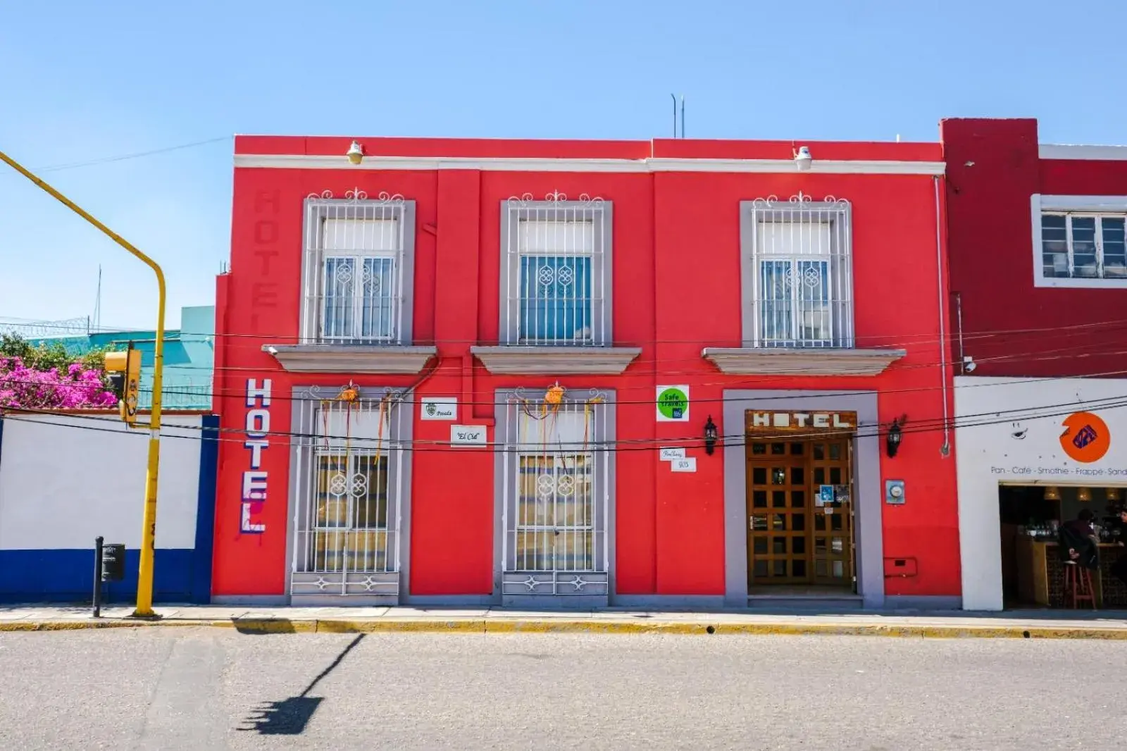 Property Building in Hotel Posada el Cid