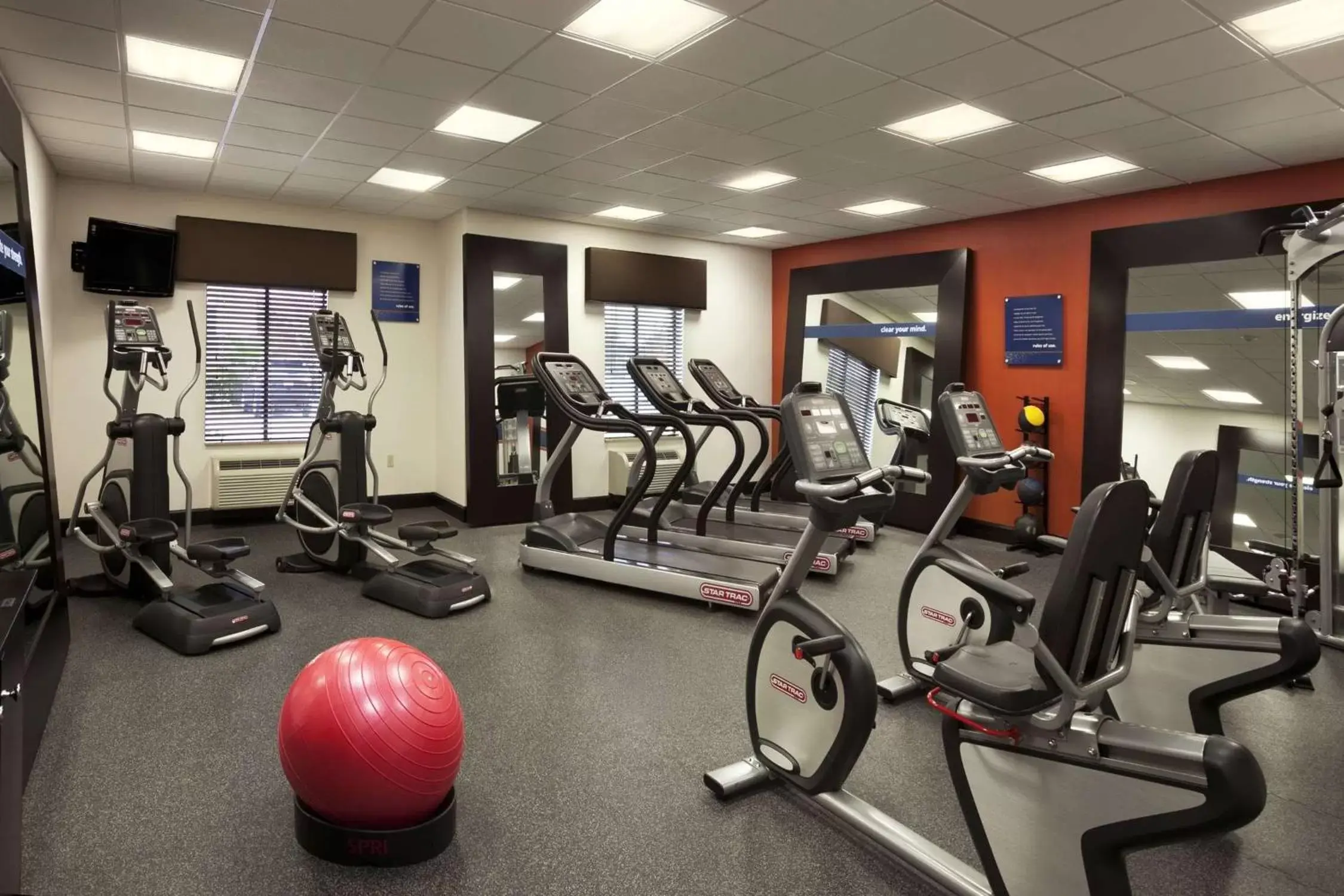 Fitness centre/facilities, Fitness Center/Facilities in Hampton Inn & Suites Conroe I 45 North
