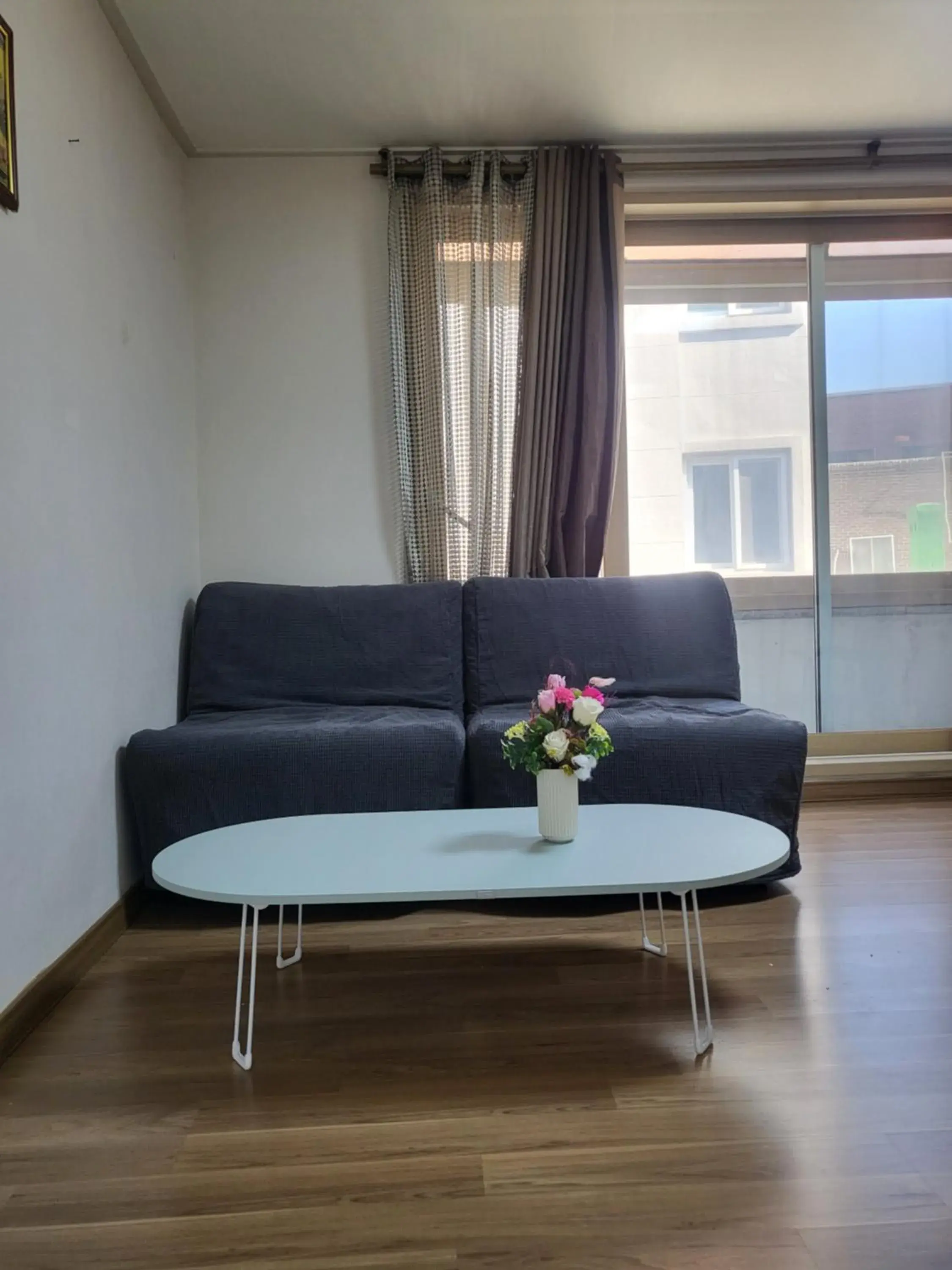 Living room, Seating Area in Red Guesthouse