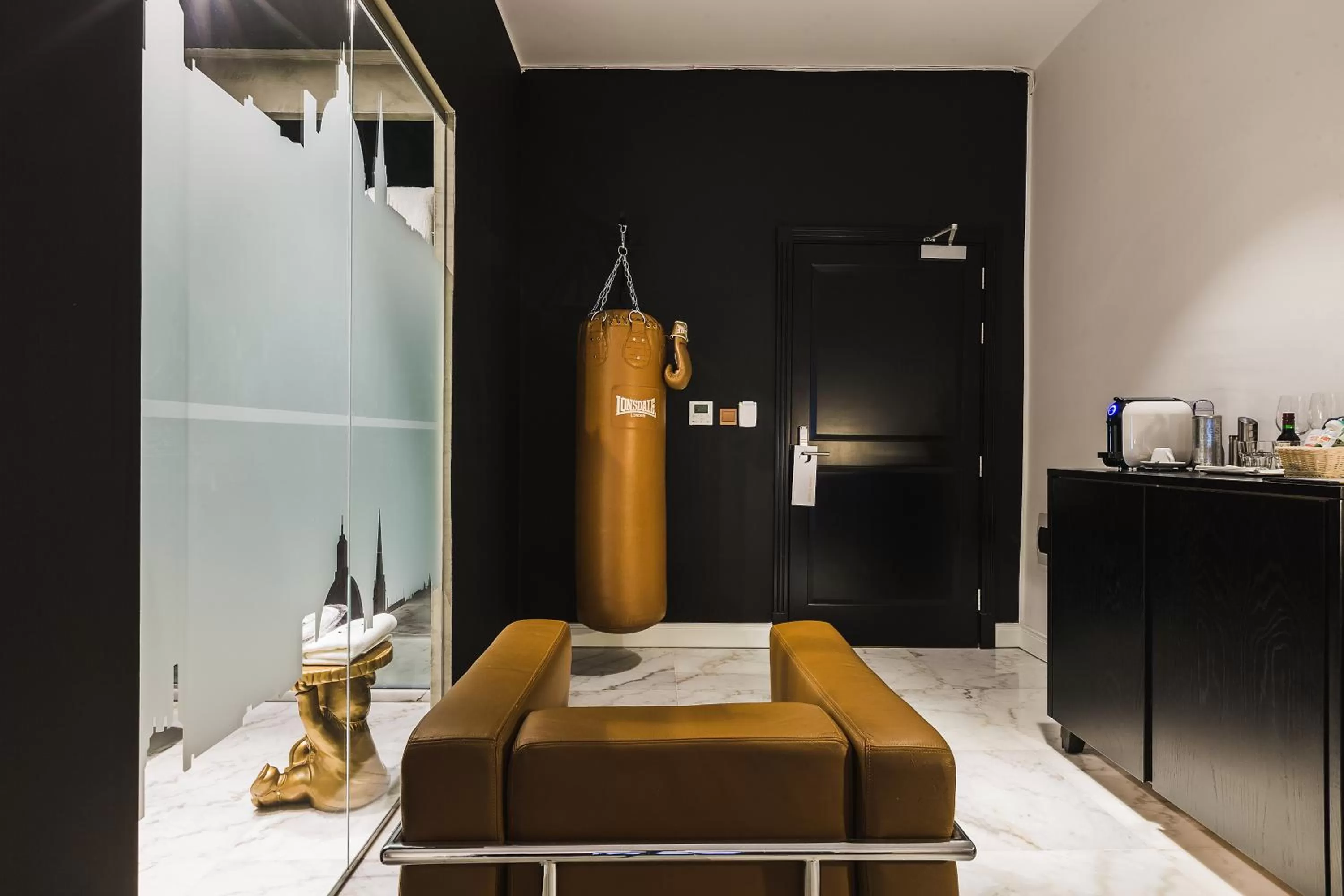 Coffee/tea facilities, Bed in SU29 Boutique Hotel