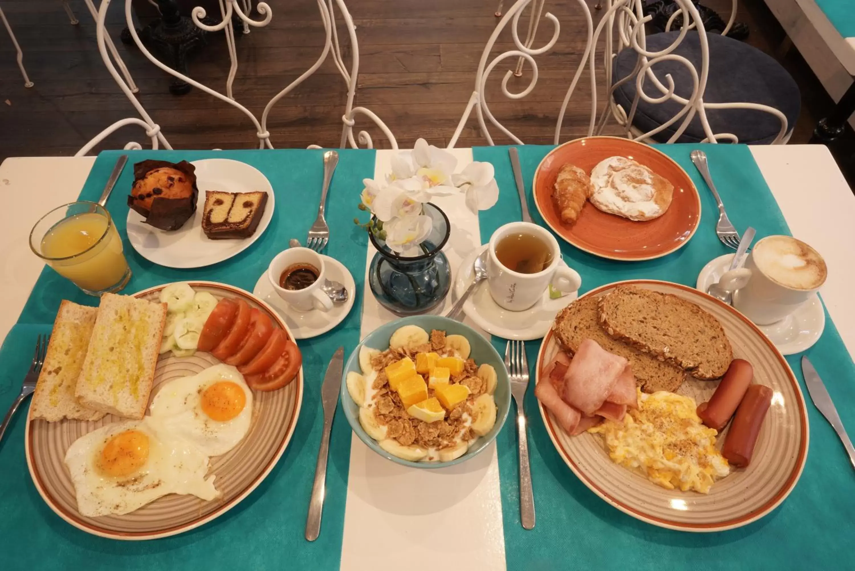 Buffet breakfast in Hotel 54 Barceloneta