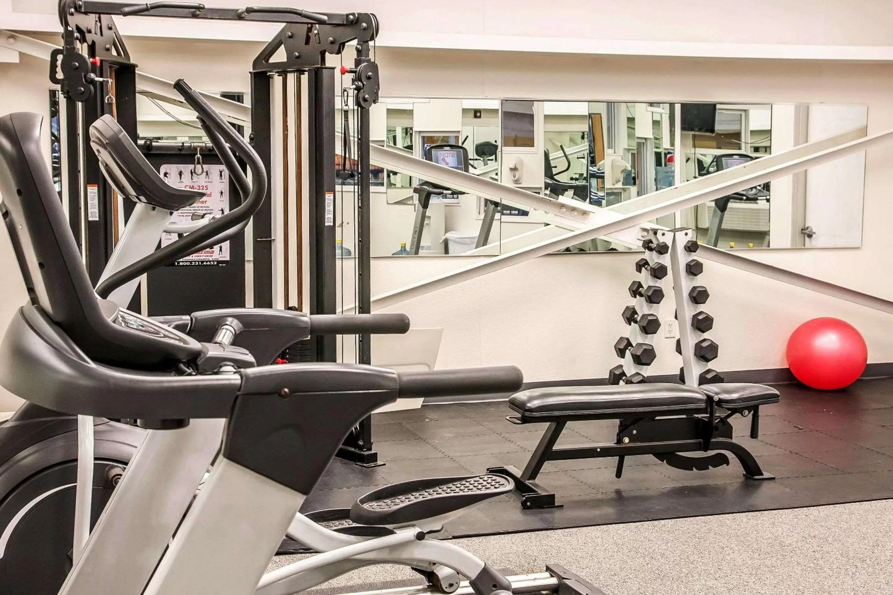 Fitness centre/facilities in Sleep Inn & Suites Conference Center and Water Park