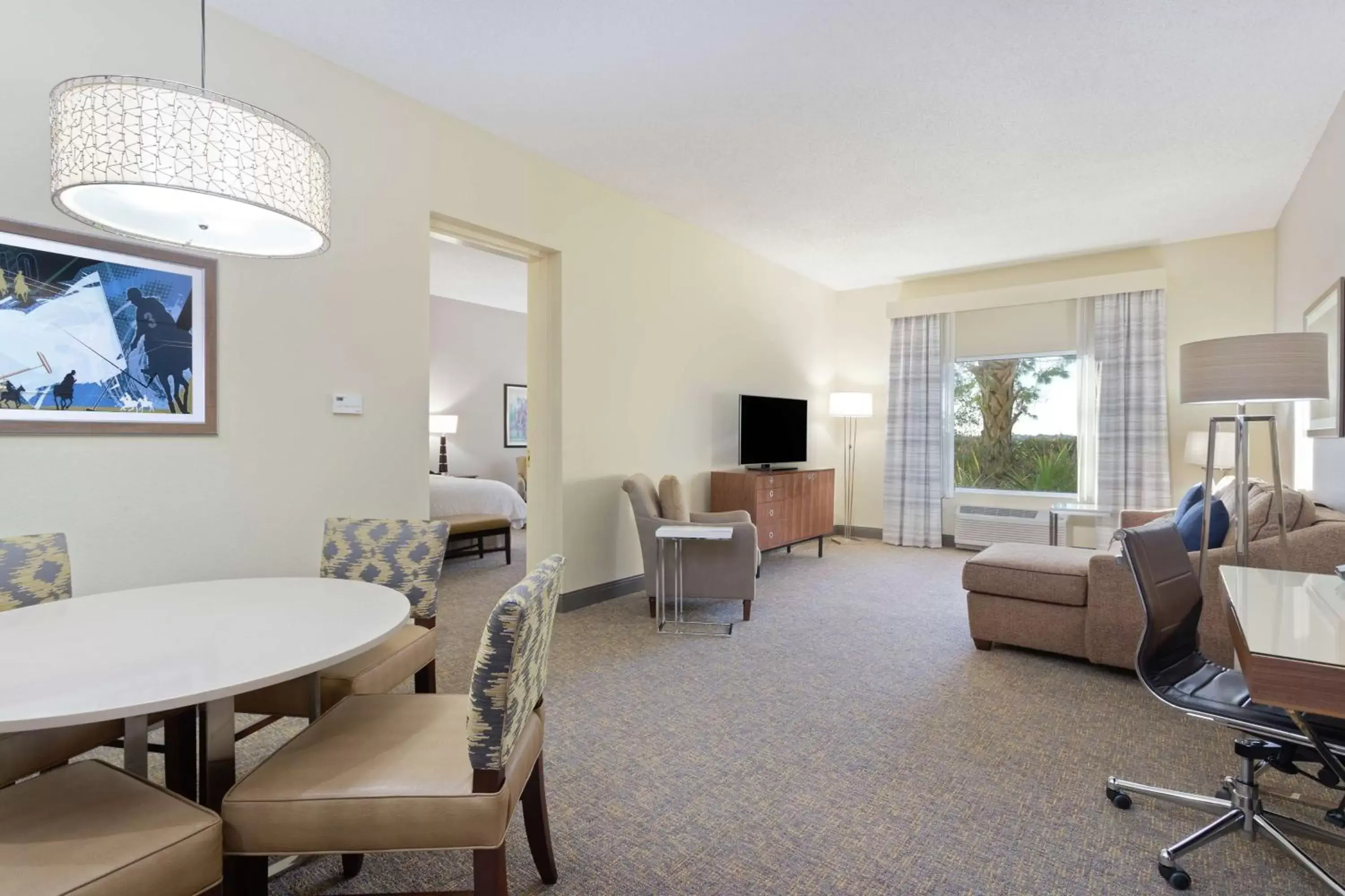 Bedroom, Seating Area in Hampton Inn & Suites Wellington