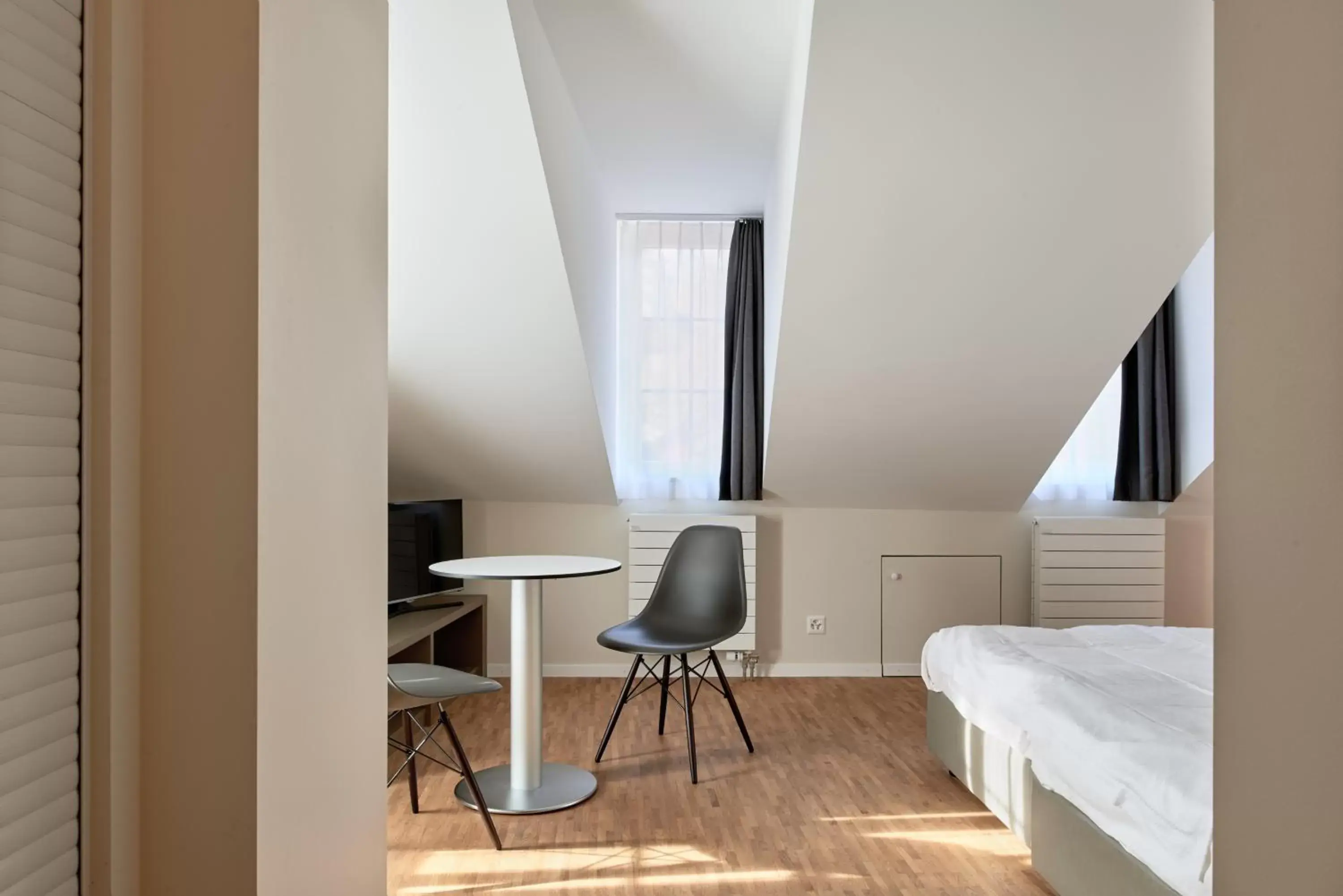 Dining area in Aparthotel Hine Adon Fribourg