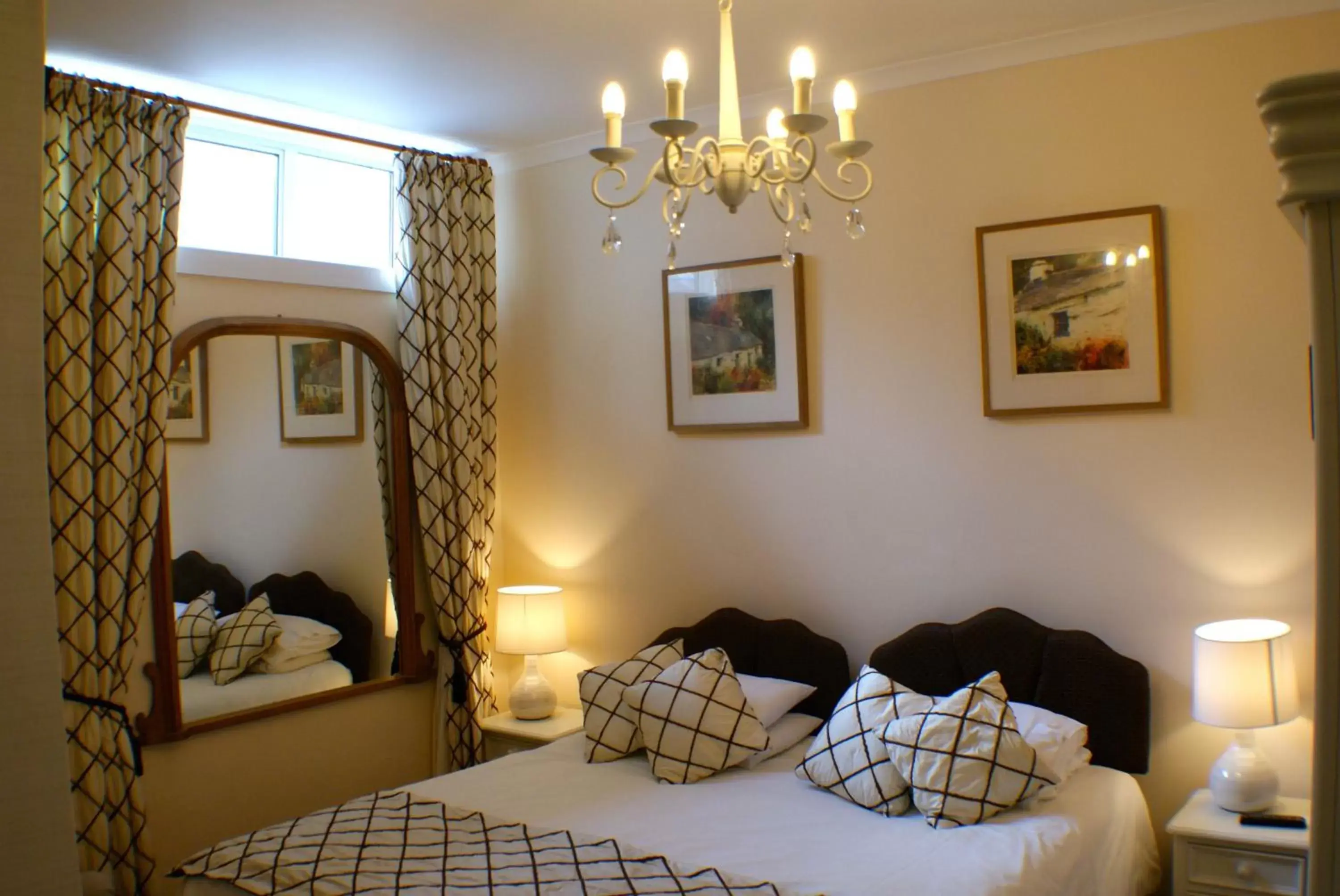 Photo of the whole room, Bed in Glan Aber Hotel