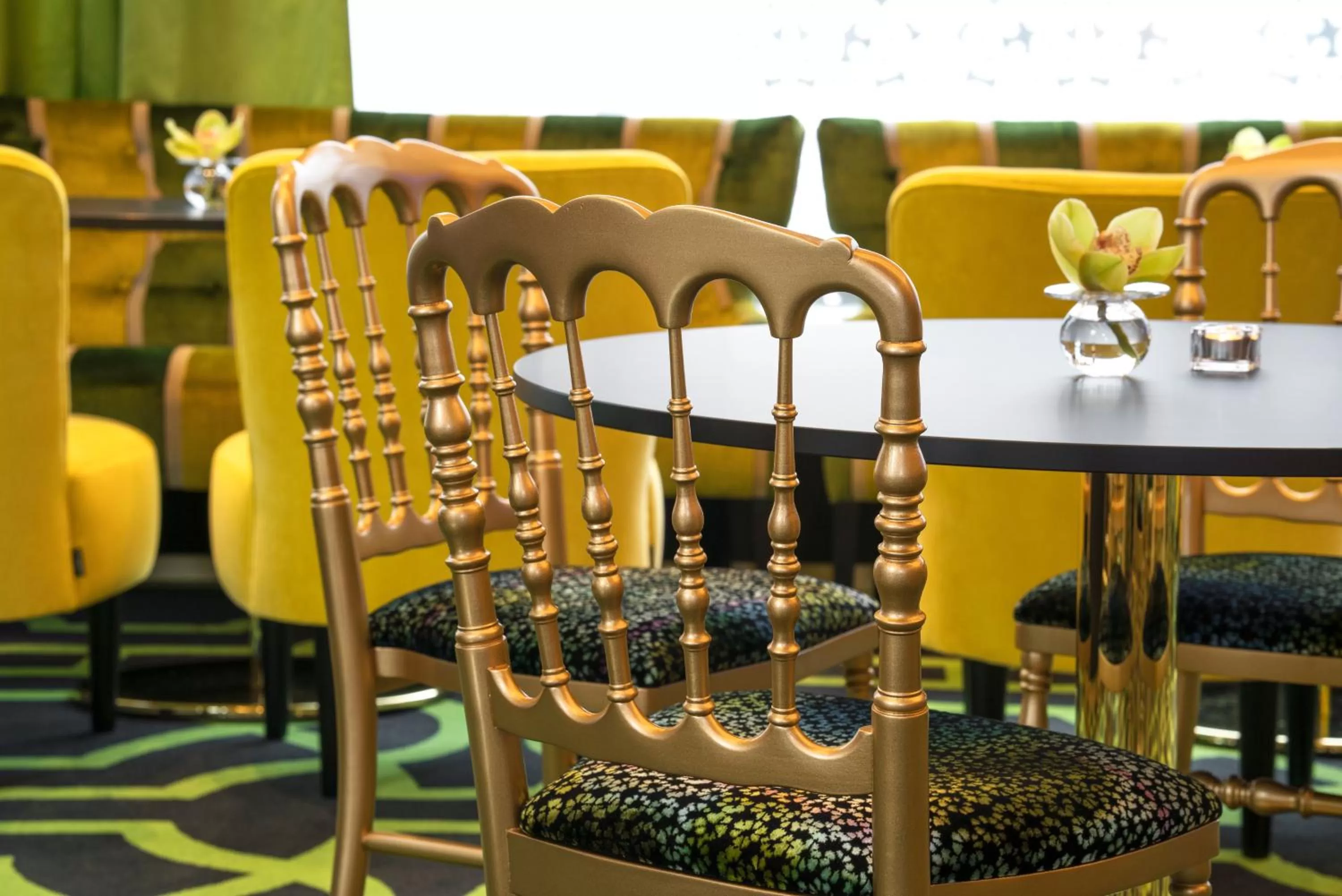 Lounge or bar in Thon Hotel Stavanger