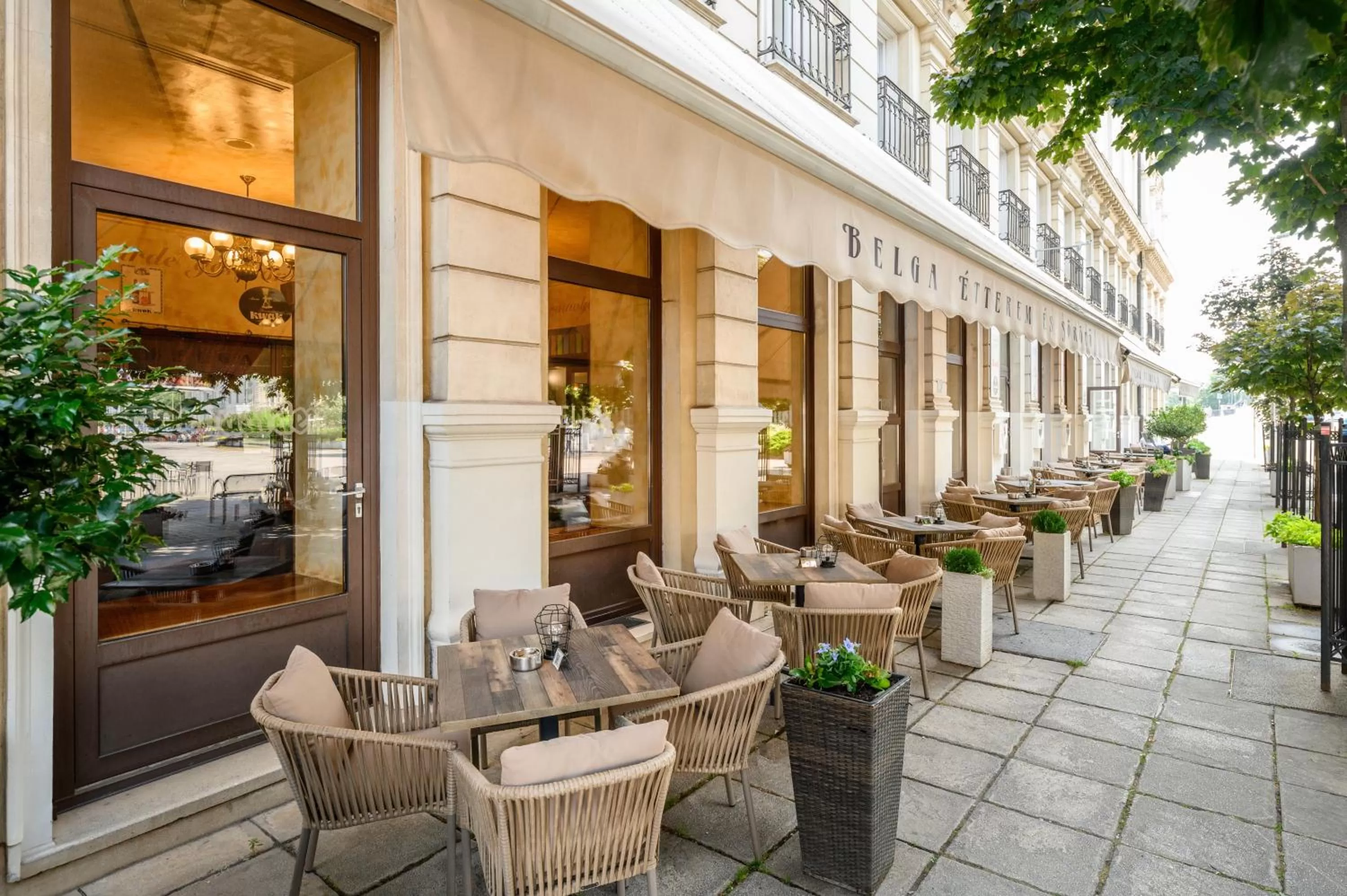 Restaurant/places to eat in Danubius Hotel Raba