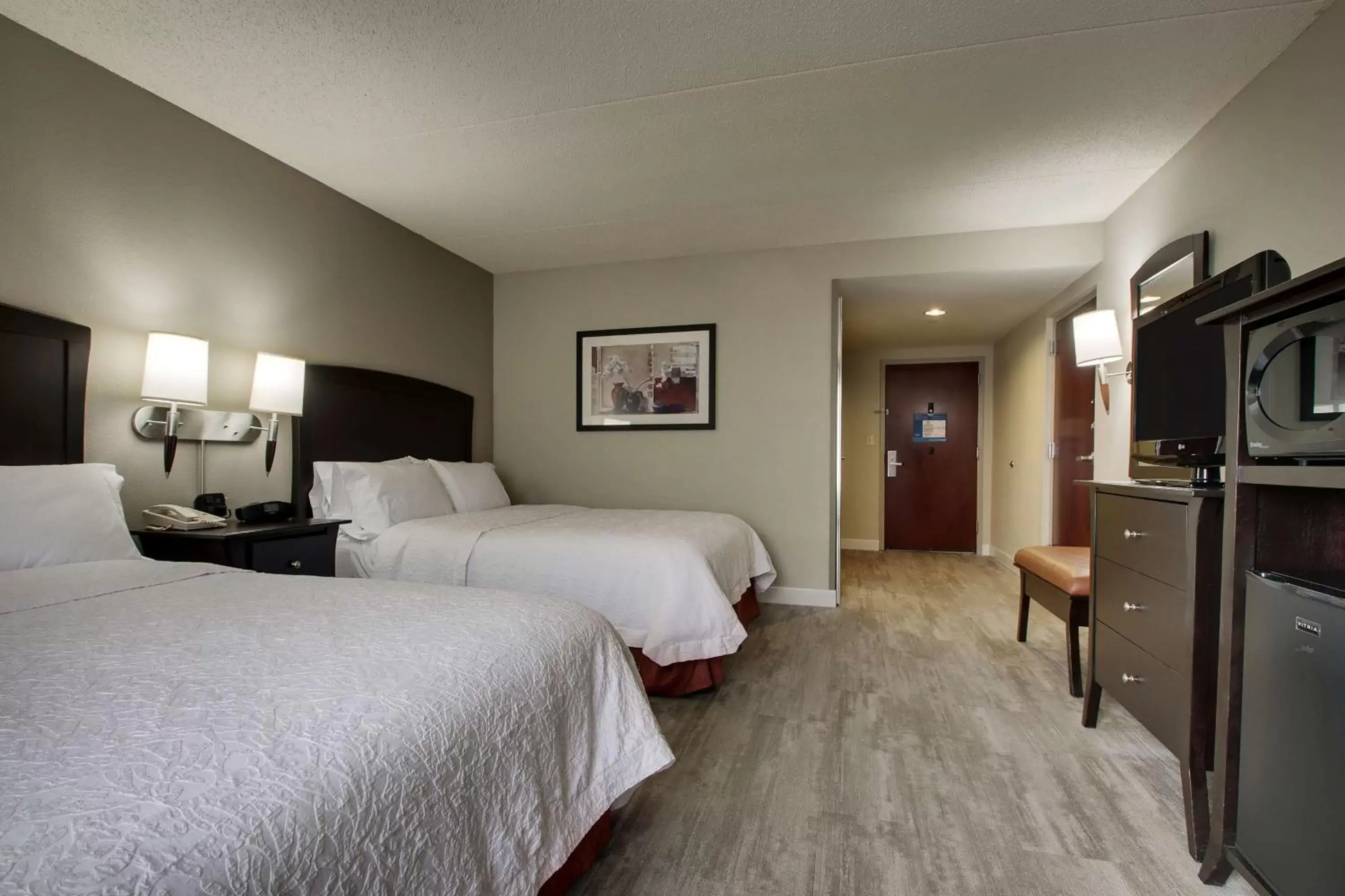 Bedroom in Hampton Inn & Suites Spartanburg-I-26-Westgate Mall
