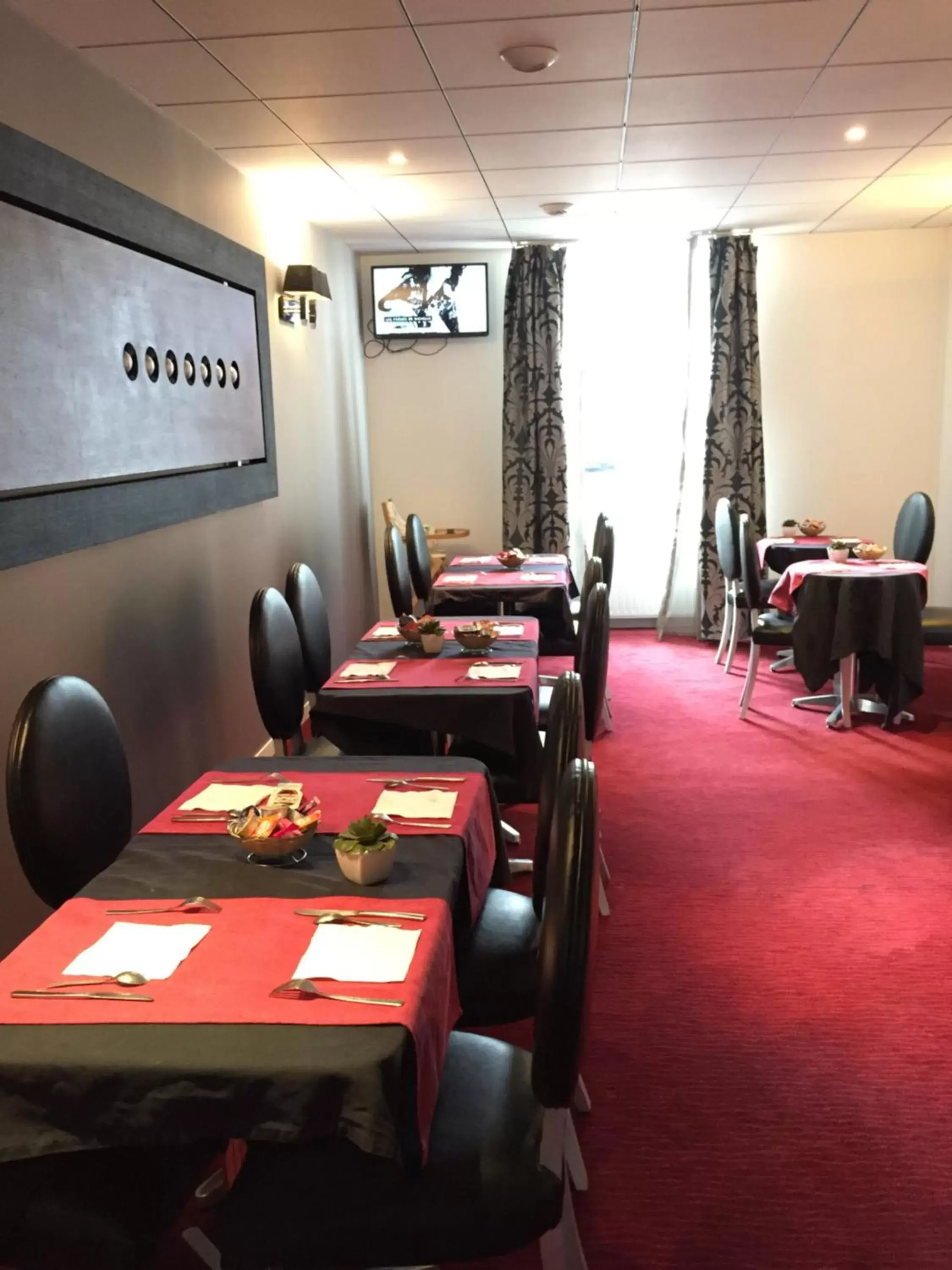 Dining area in Hôtel Saint Martin