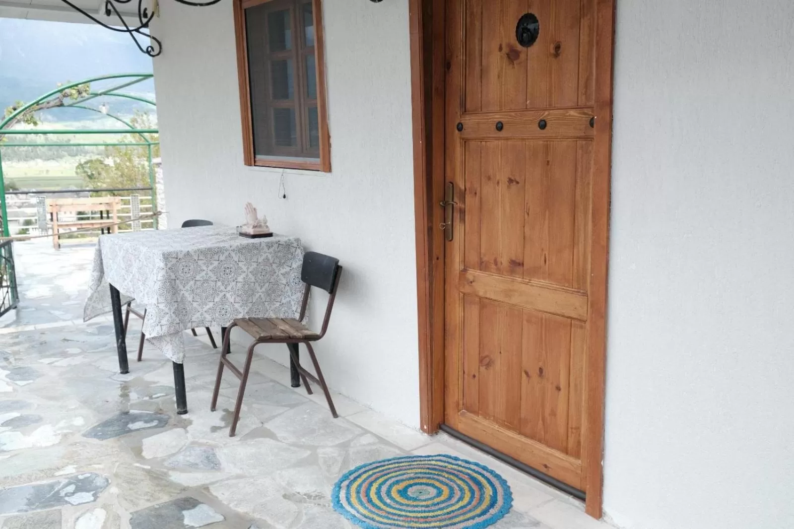 Dining Area in Guesthouse Mele