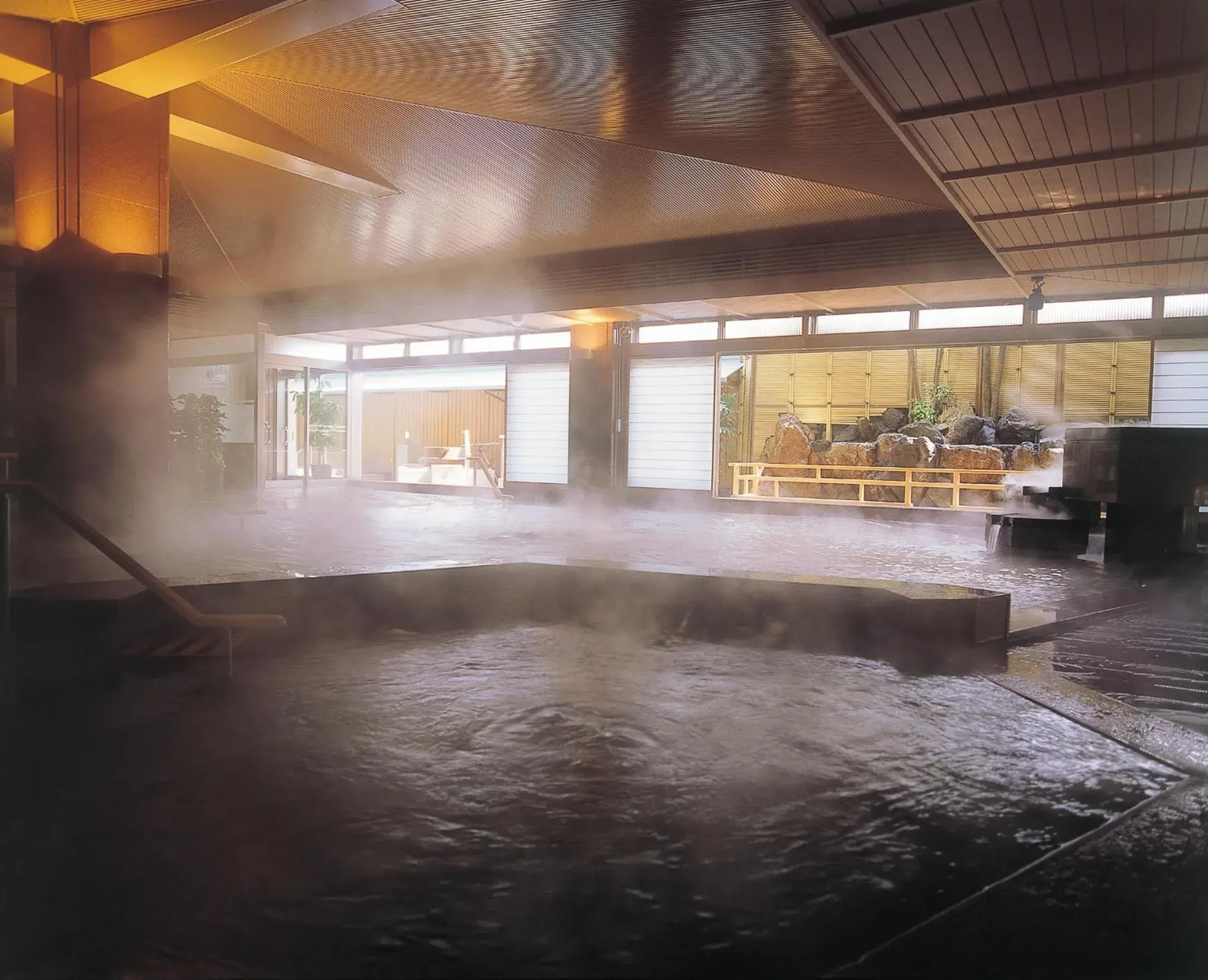 Hot Spring Bath, Swimming Pool in Yunokuni Tensyo