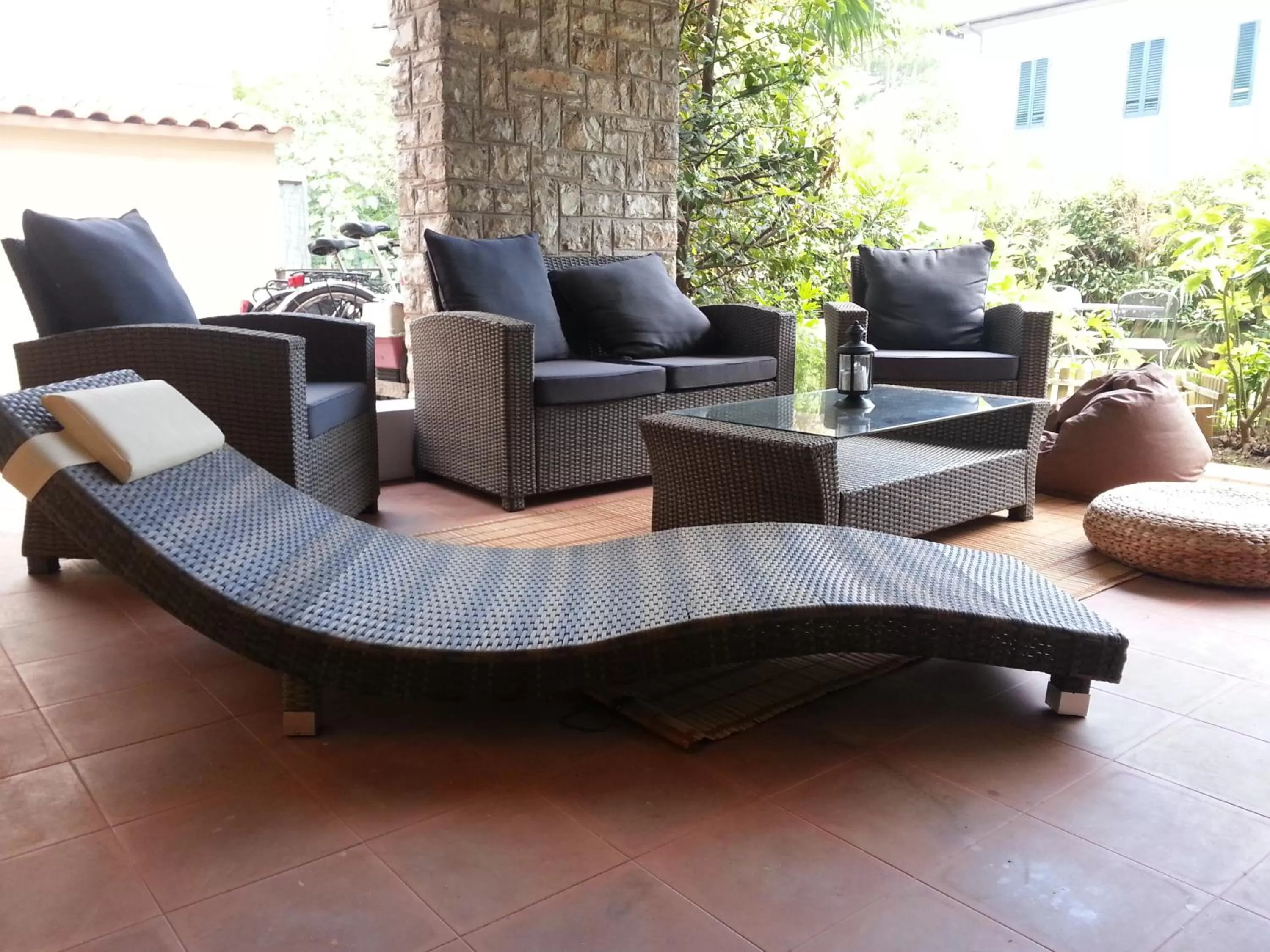 Communal lounge/ TV room in A Due Passi Dal Centro Rooms For Rent