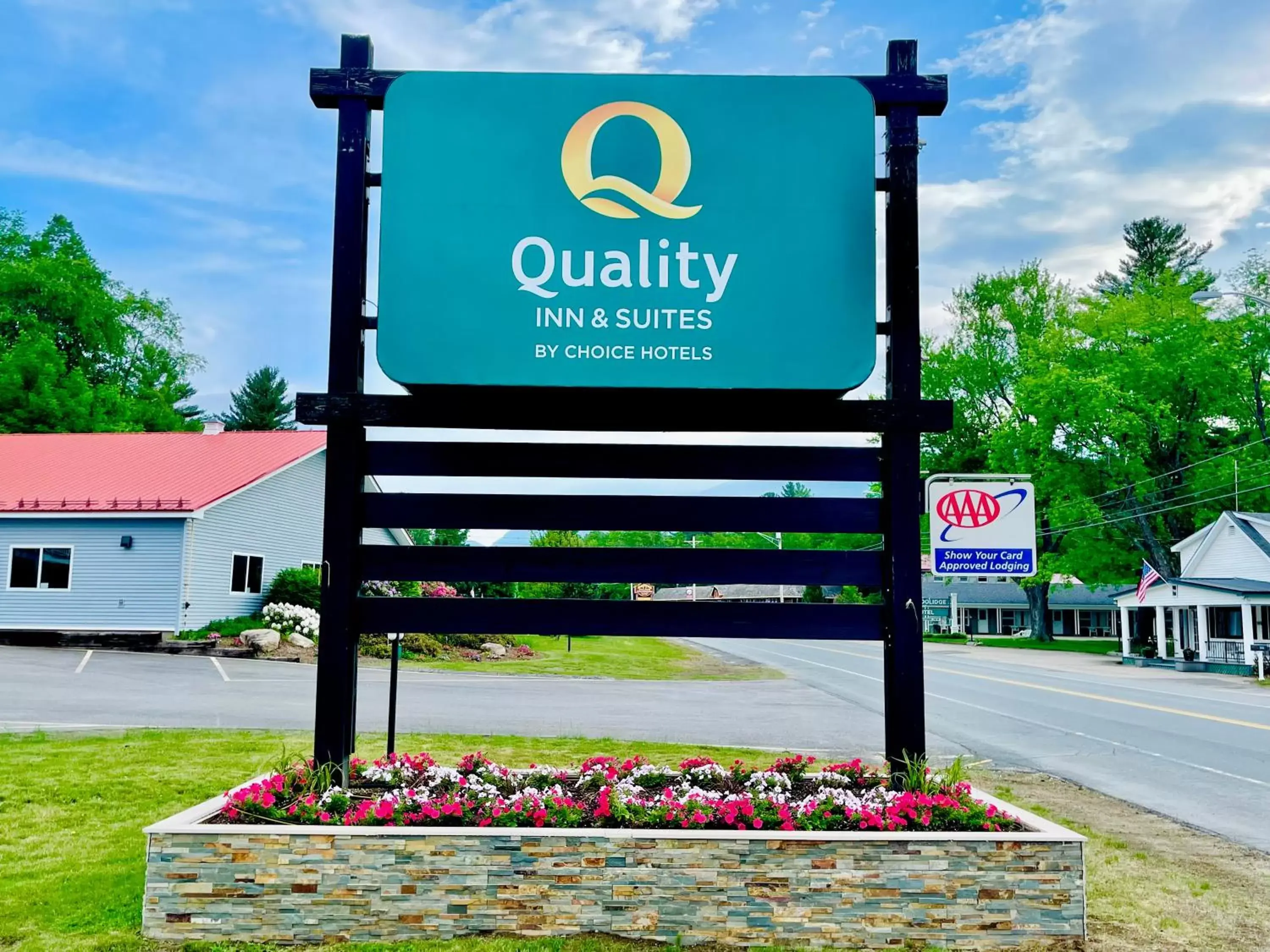 Property logo or sign in Quality Inn & Suites