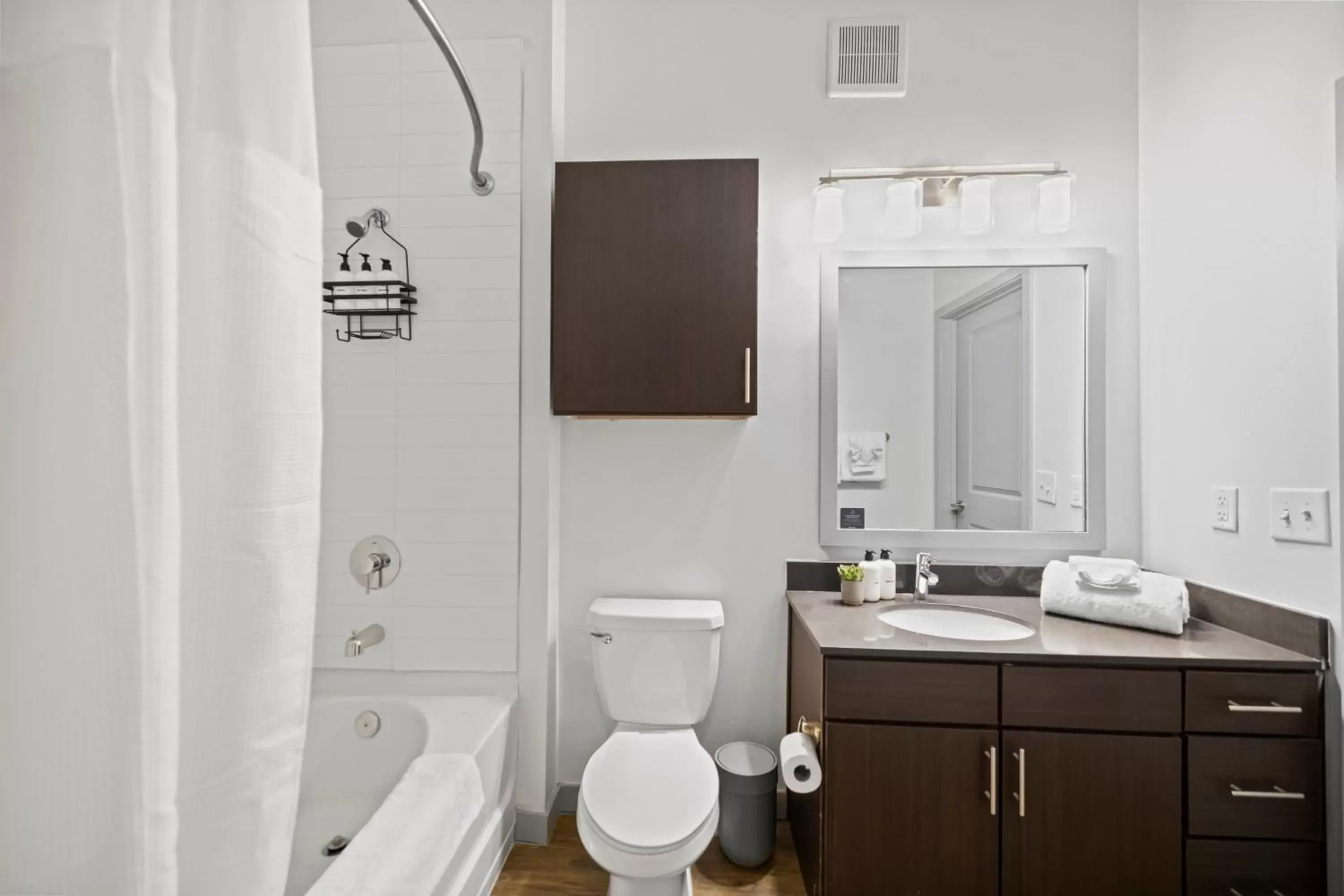 Toilet, Bathroom in Placemakr Music Row