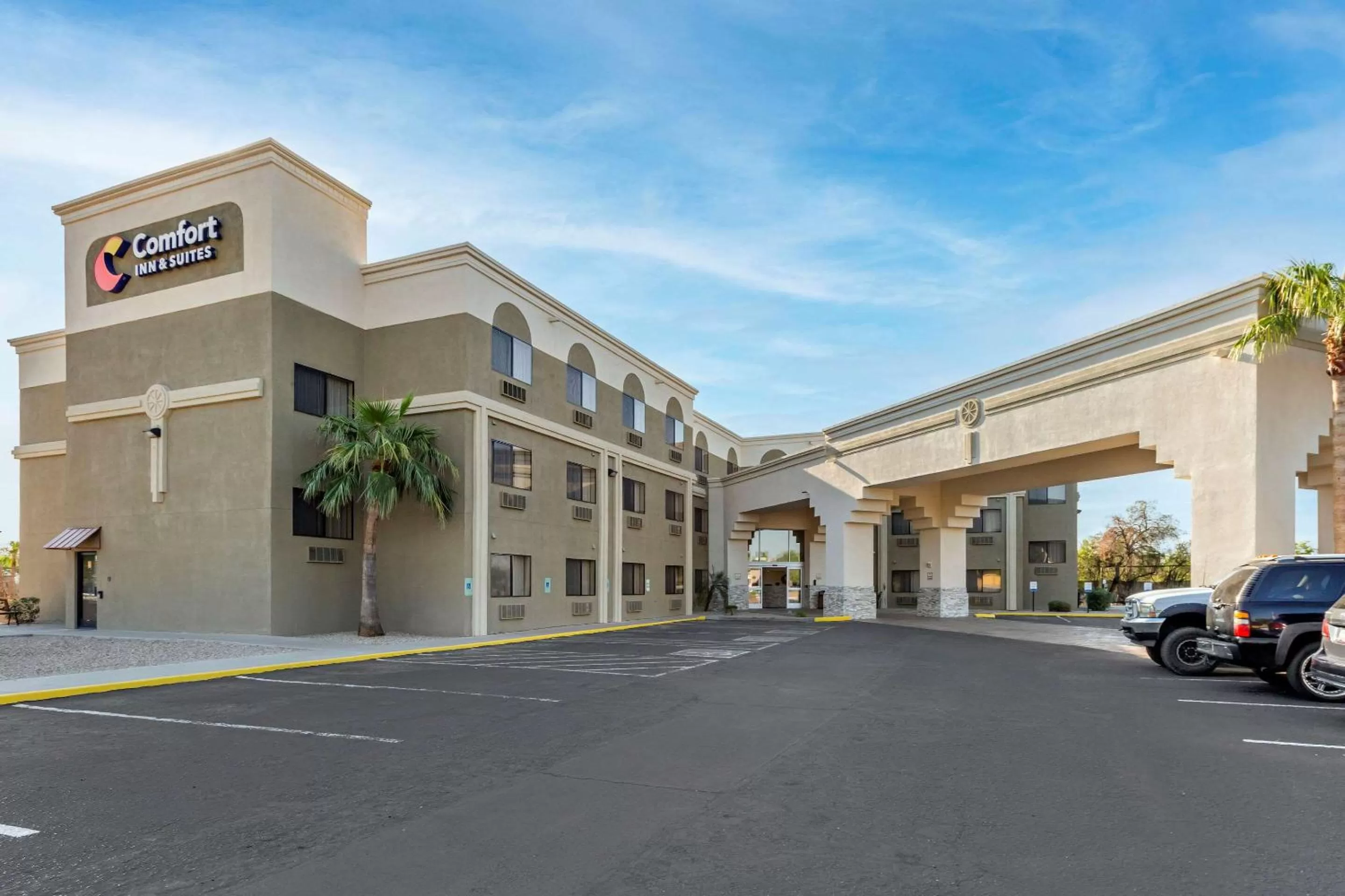 Property building in Comfort Inn & Suites Surprise Near Sun City West