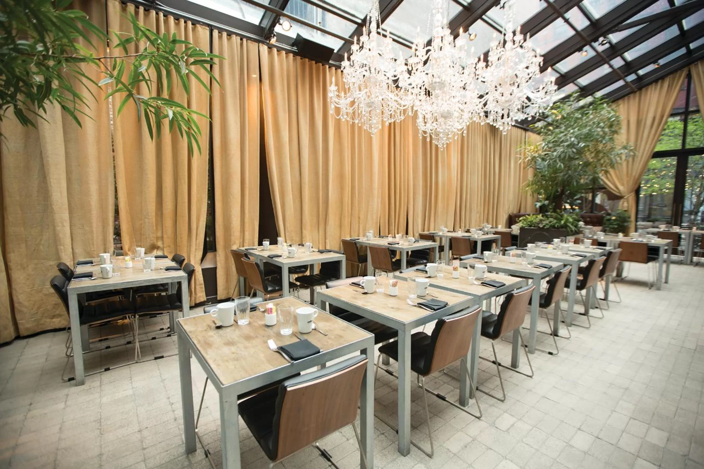 Restaurant/places to eat in NoMo SoHo