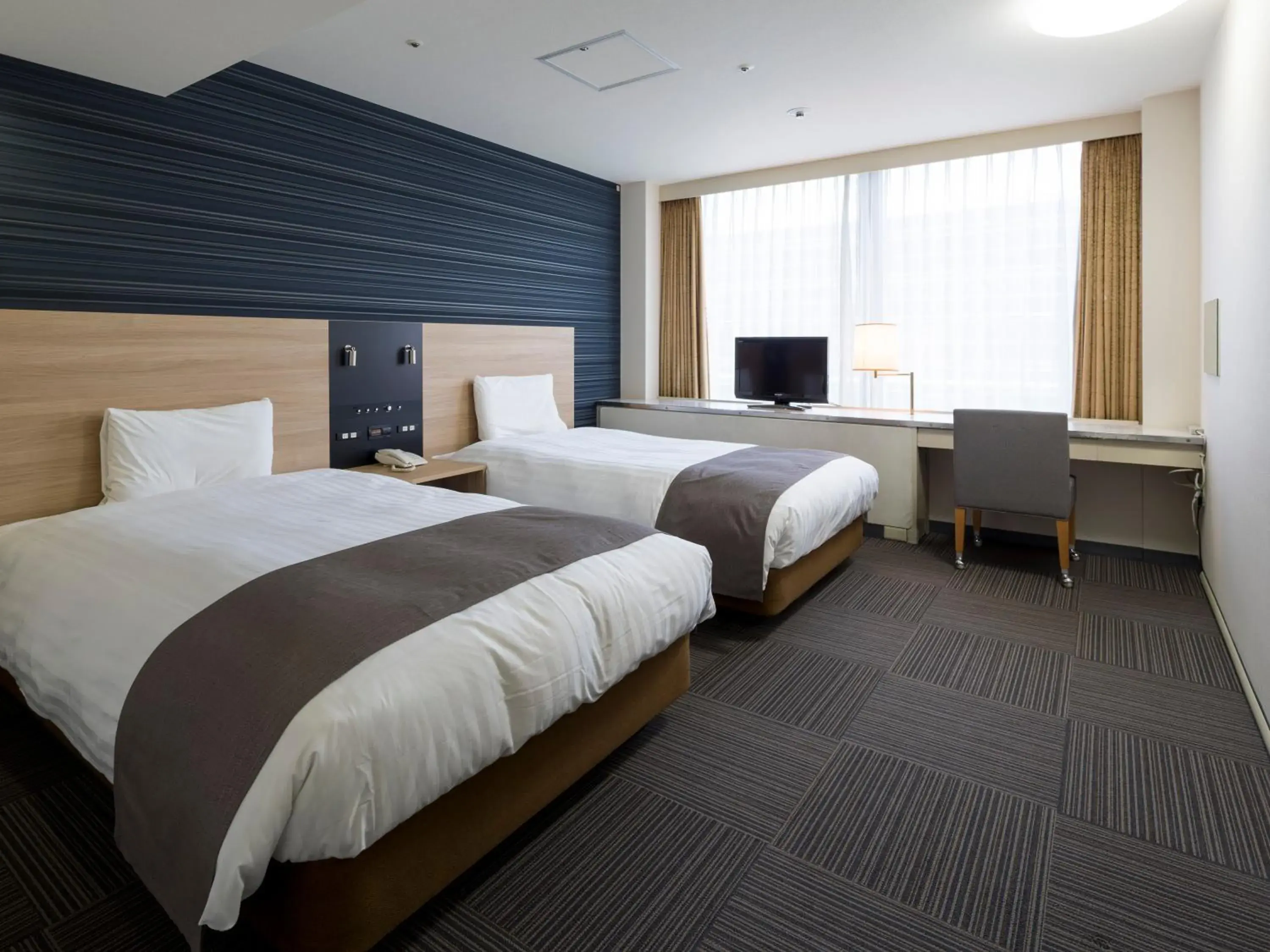 Bedroom, Bed in Comfort Hotel Hakata