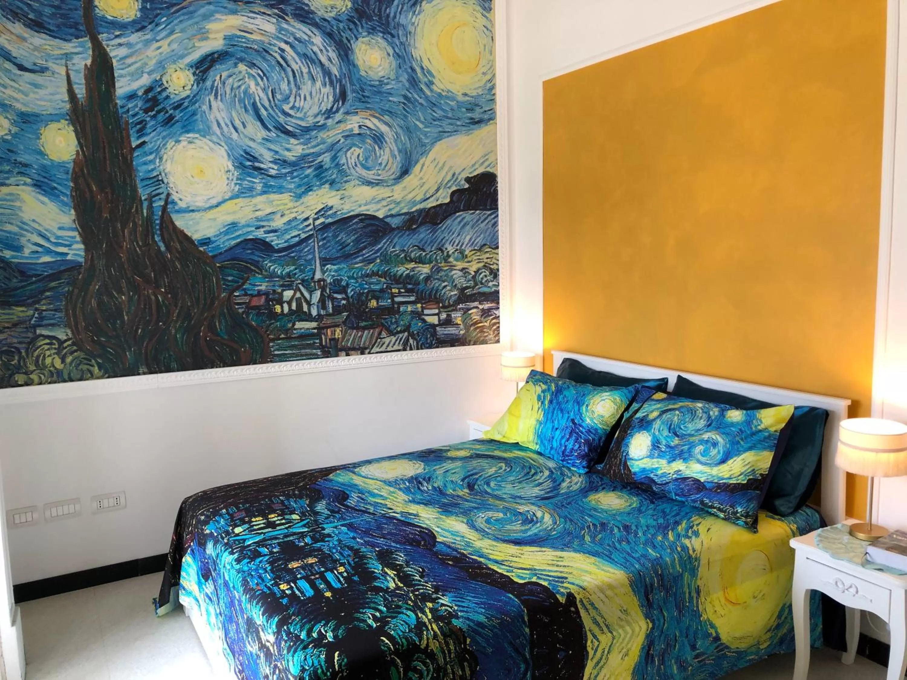 Photo of the whole room, Bed in RarityArt GuestHouse