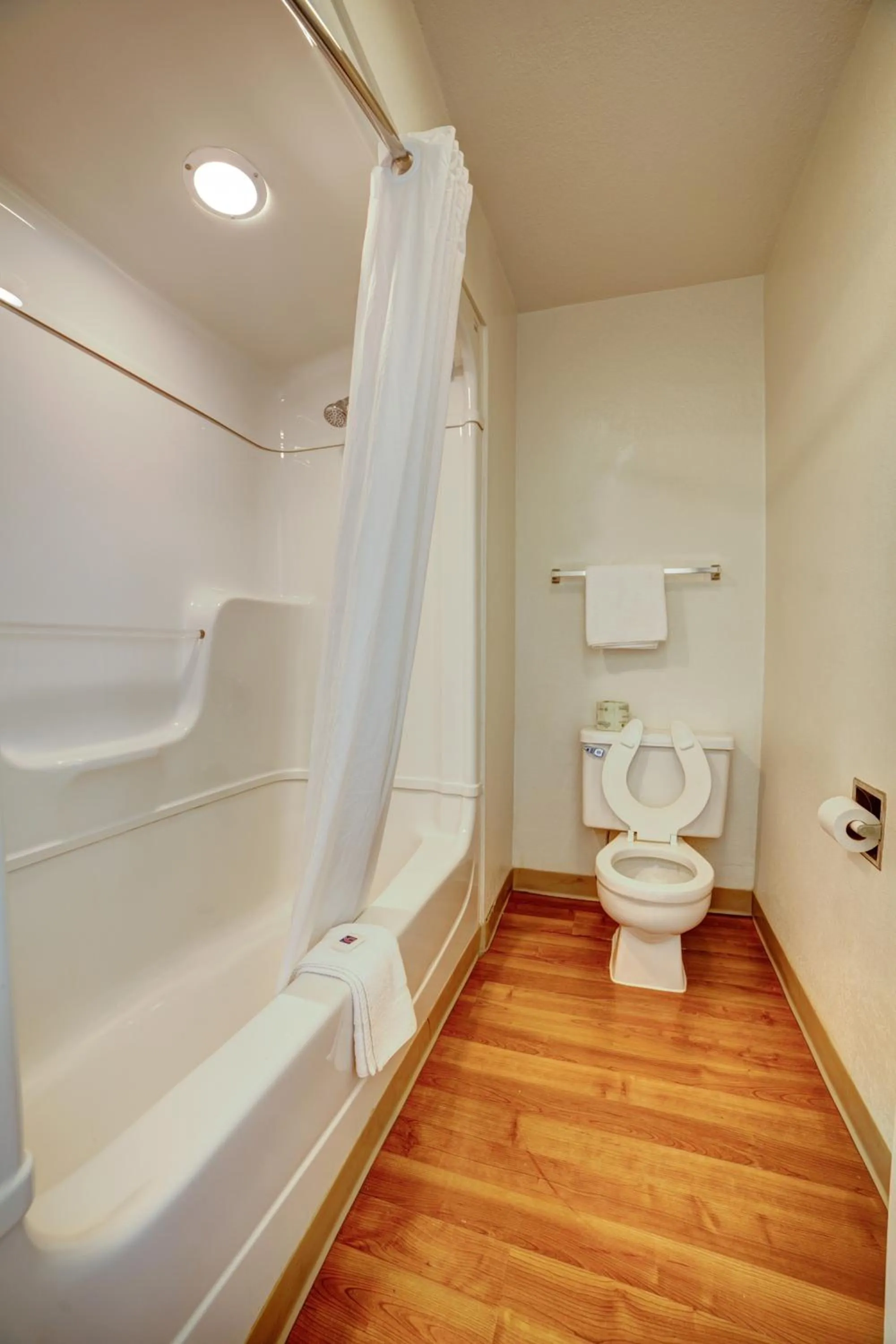 Bathroom in Super 7 Inn