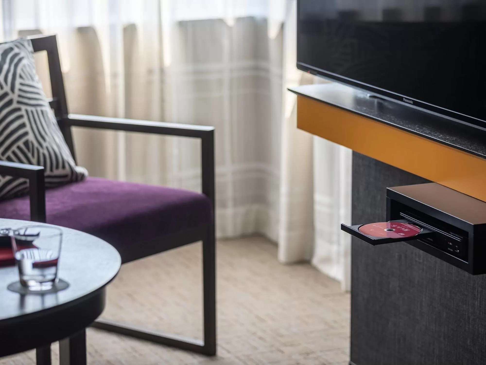 Superior Queen Room - Smoking in Mitsui Garden Hotel Kyobashi - Tokyo Station