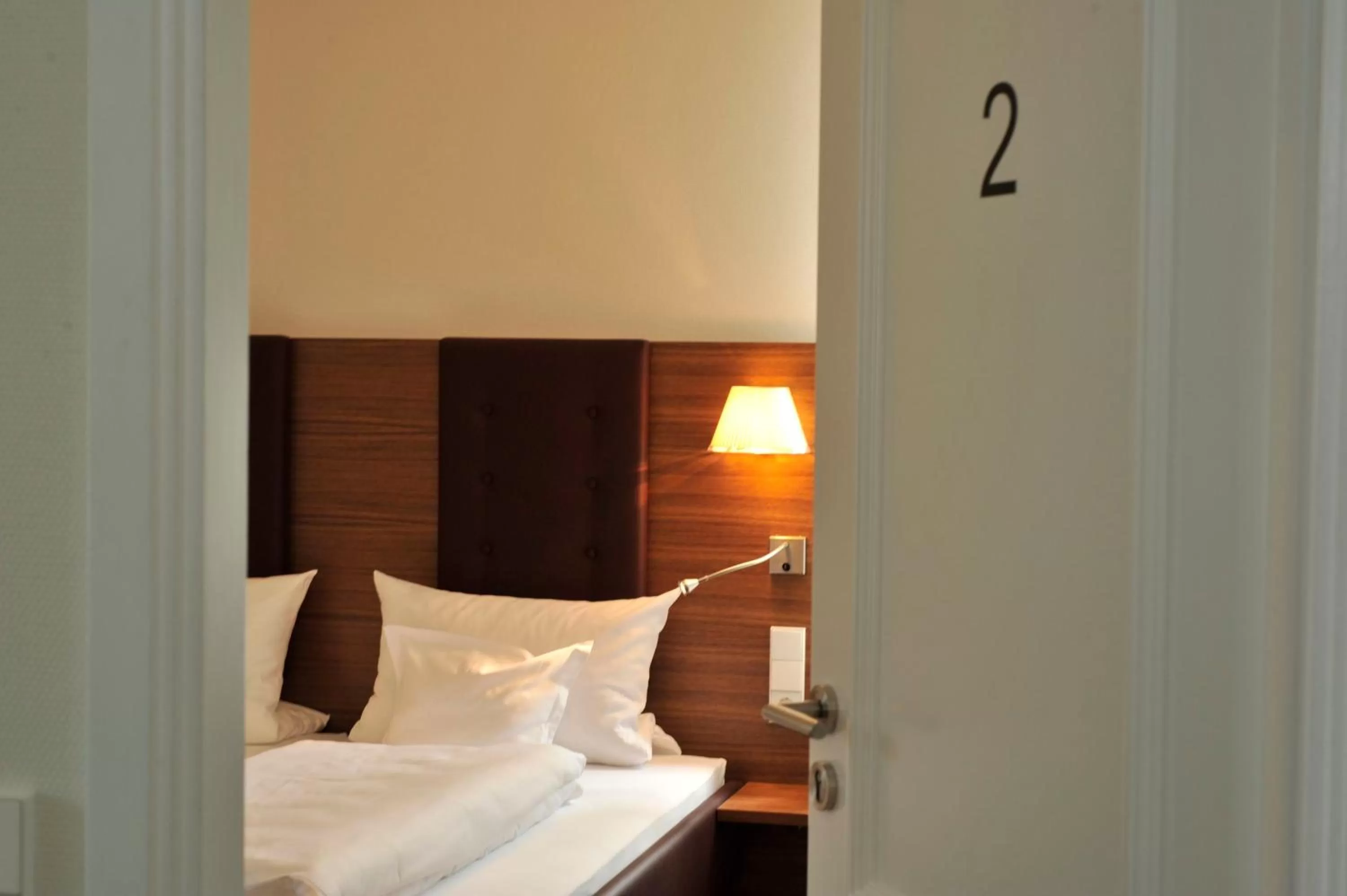 Decorative detail, Bed in Hotel Restaurant Zeiskamer Mühle