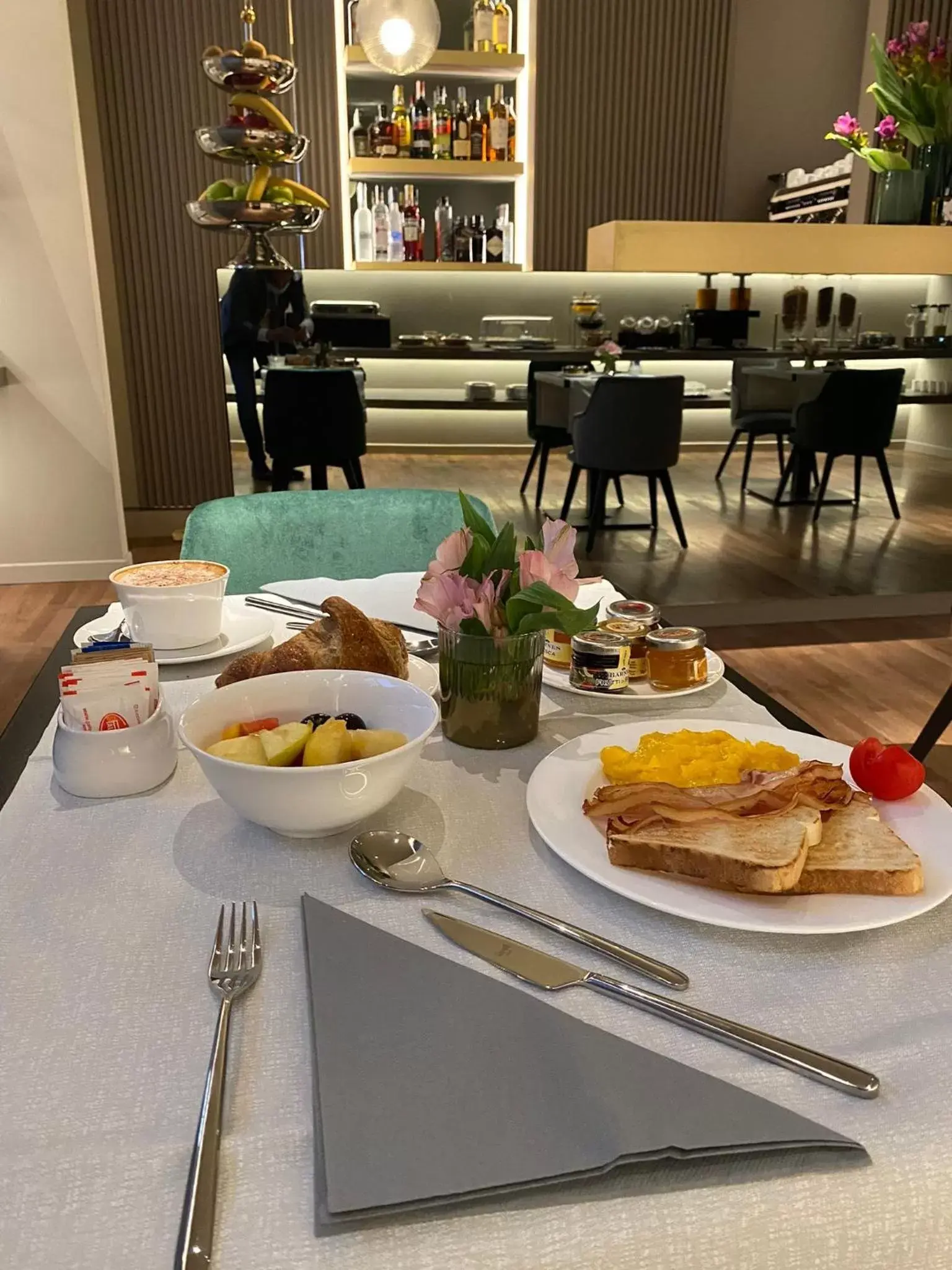 Breakfast in Palazzo Porta Romana Hotel