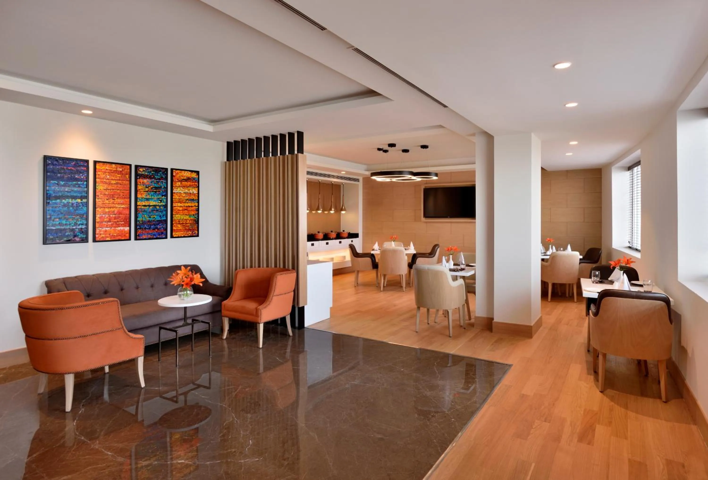 Restaurant/places to eat in Radisson Gurugram Udyog Vihar