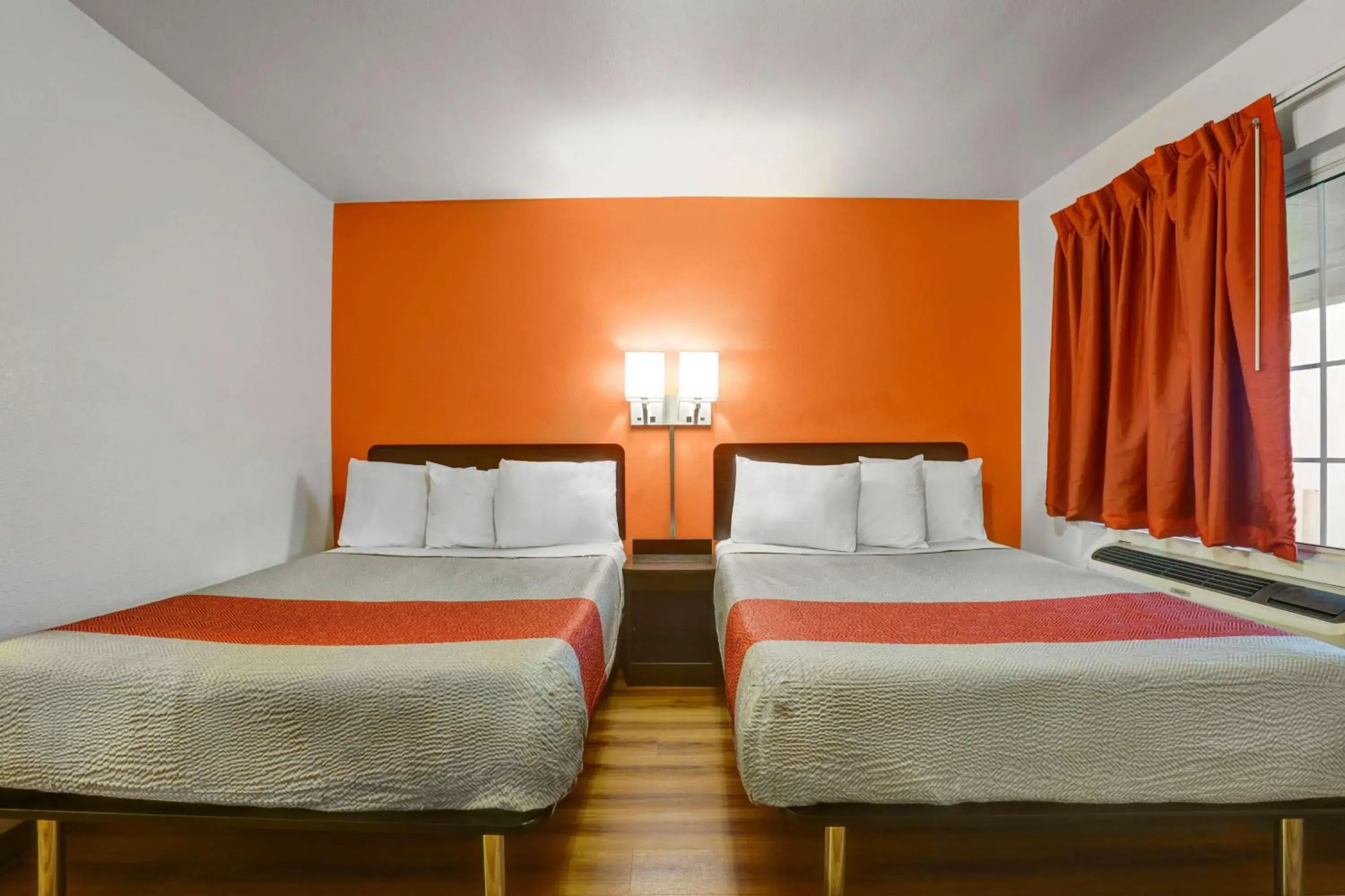 Bedroom, Bed in Motel 6-Marysville, CA Bedroom, Bed in Motel 6-Marysville, CA