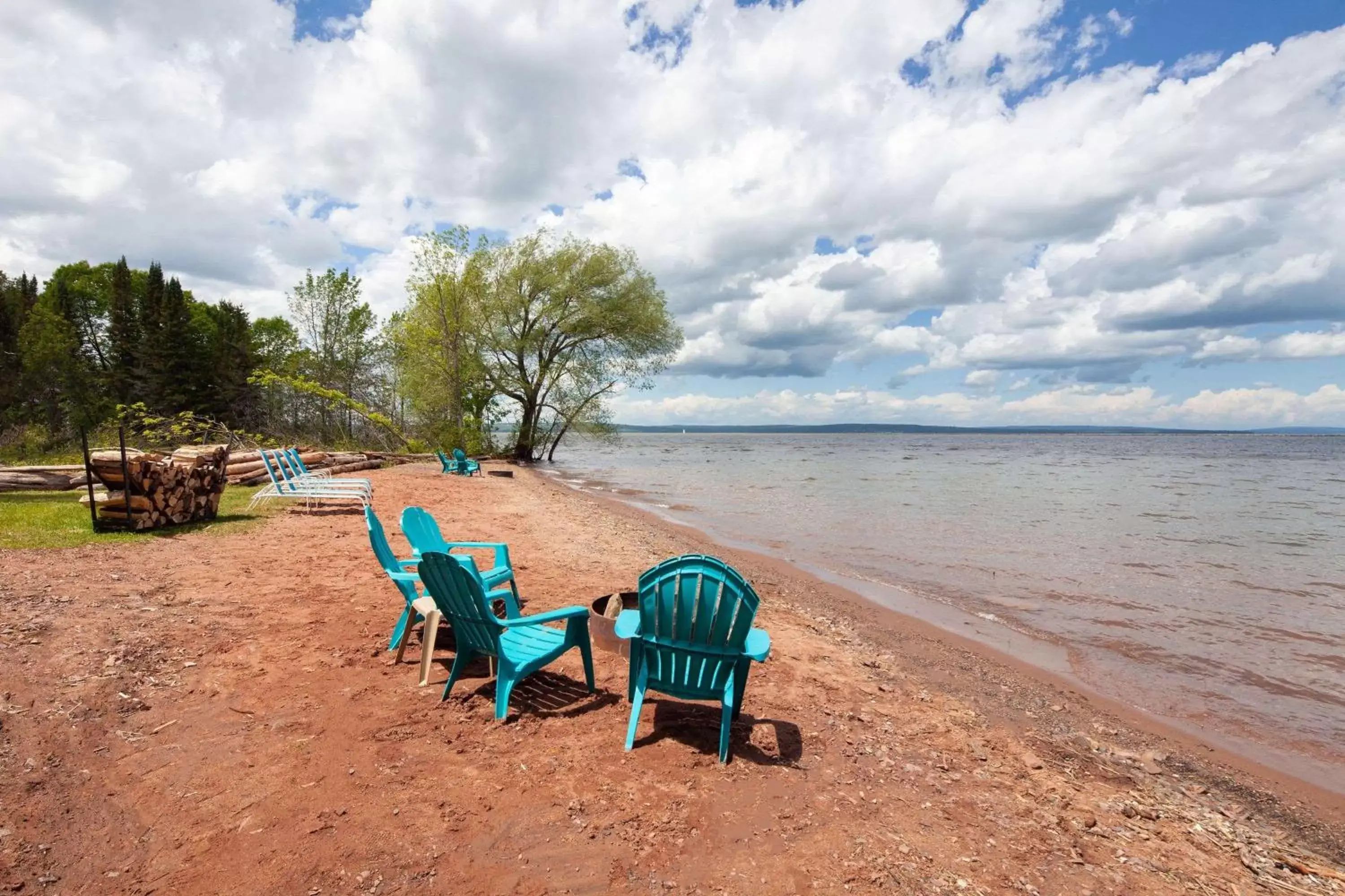 Beach in AmericInn by Wyndham Ashland