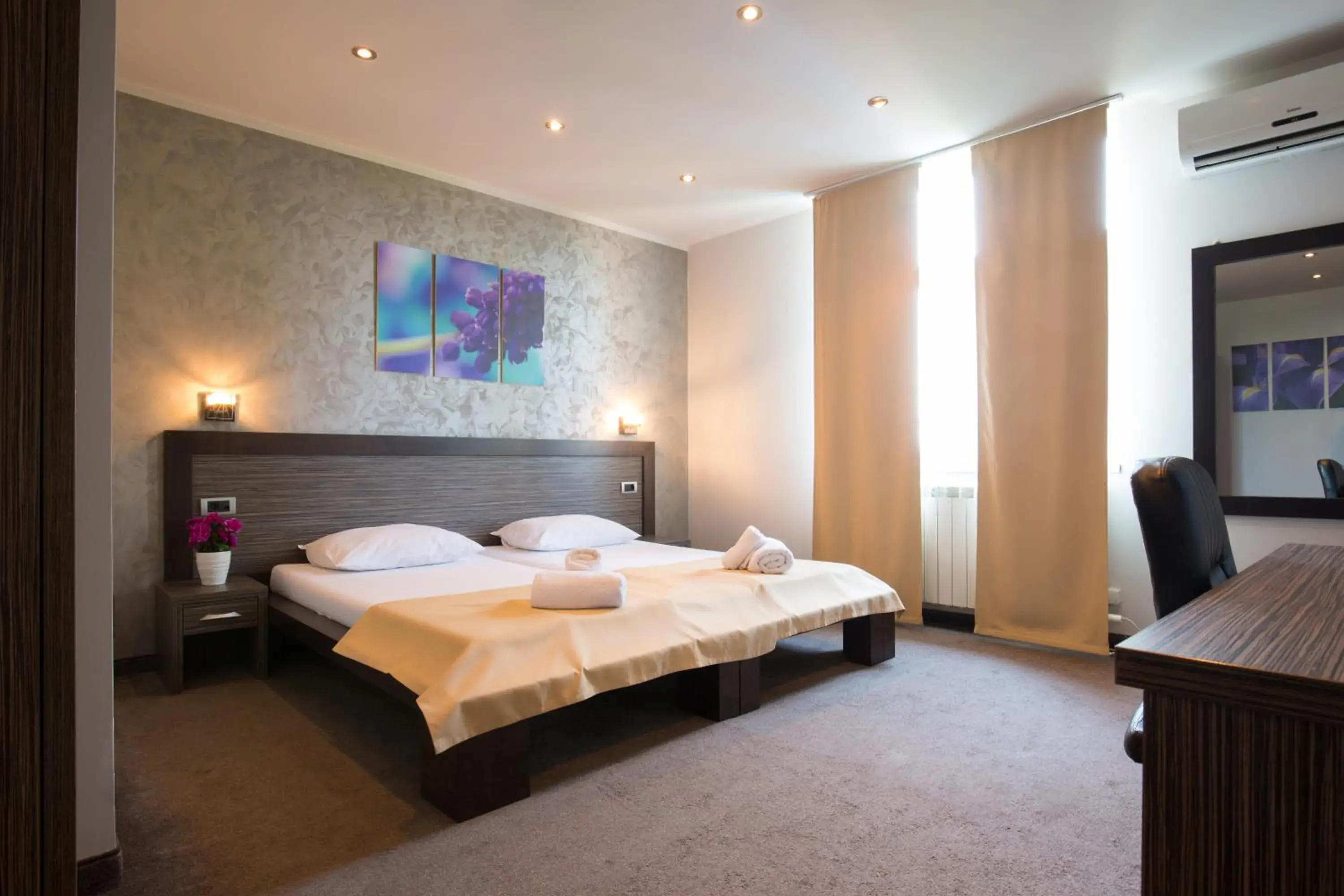 Bed, Room Photo in Villa Mystique