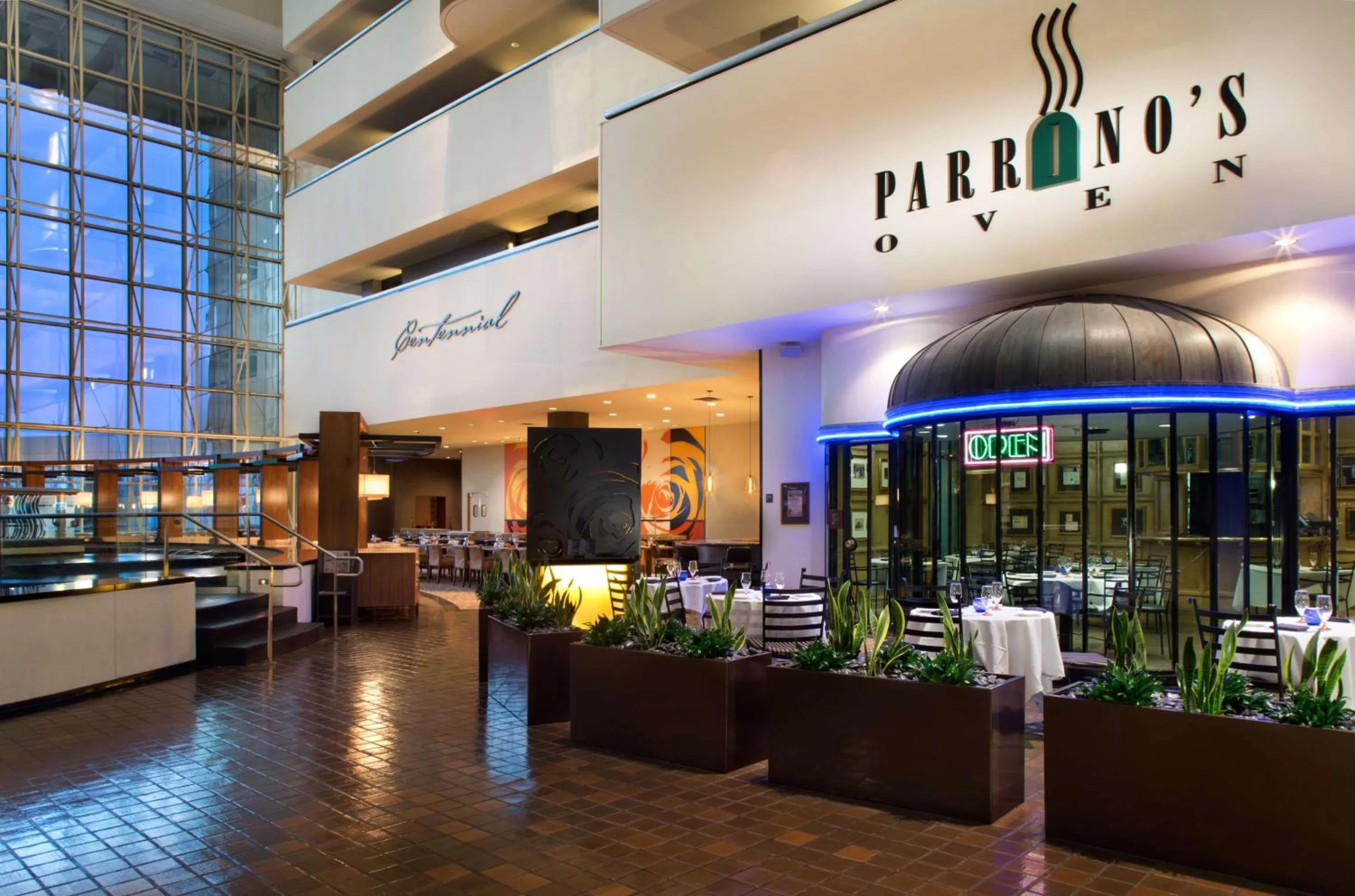 Restaurant/places to eat in Hyatt Regency Dallas