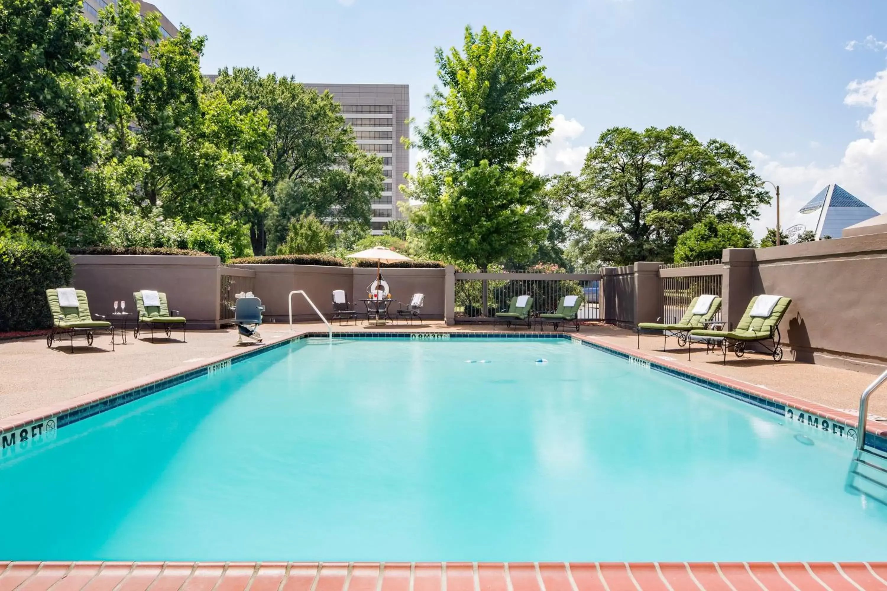 Swimming pool in Crowne Plaza Memphis Downtown by IHG Swimming pool in Crowne Plaza Memphis Downtown by IHG