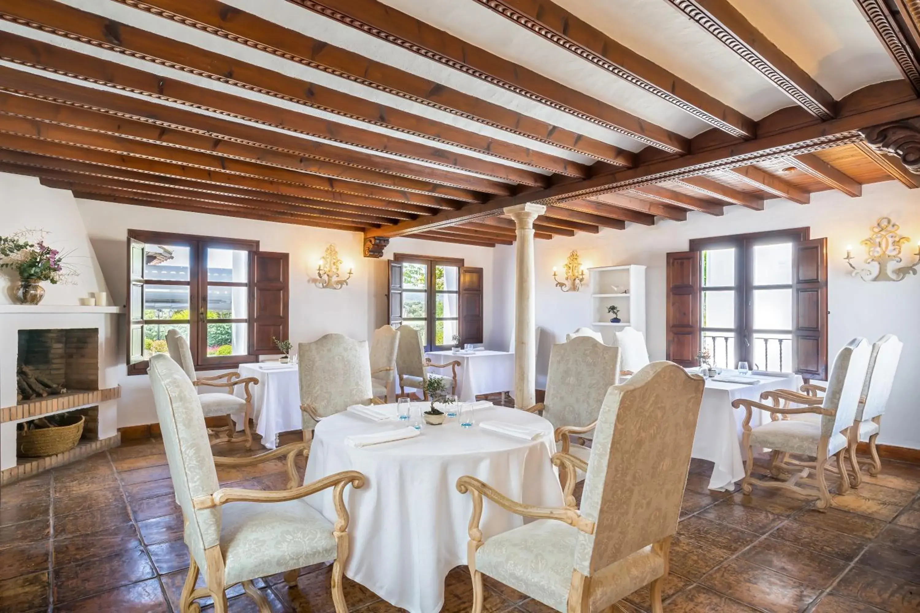 Restaurant/Places to Eat in La Bobadilla, a Royal Hideaway Hotel