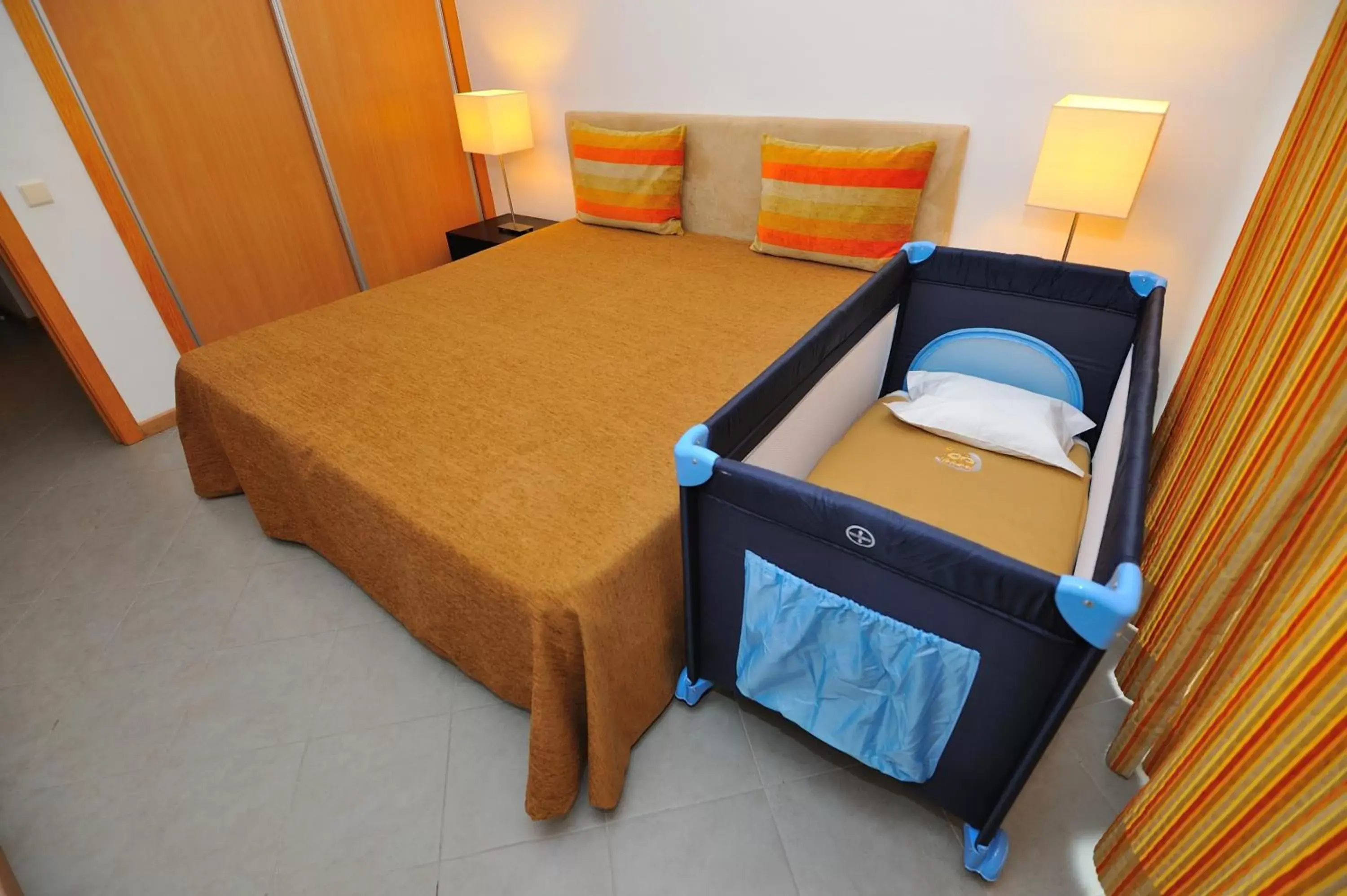 Bedroom, Bed in Oceano Atlantico Apartamentos Turisticos