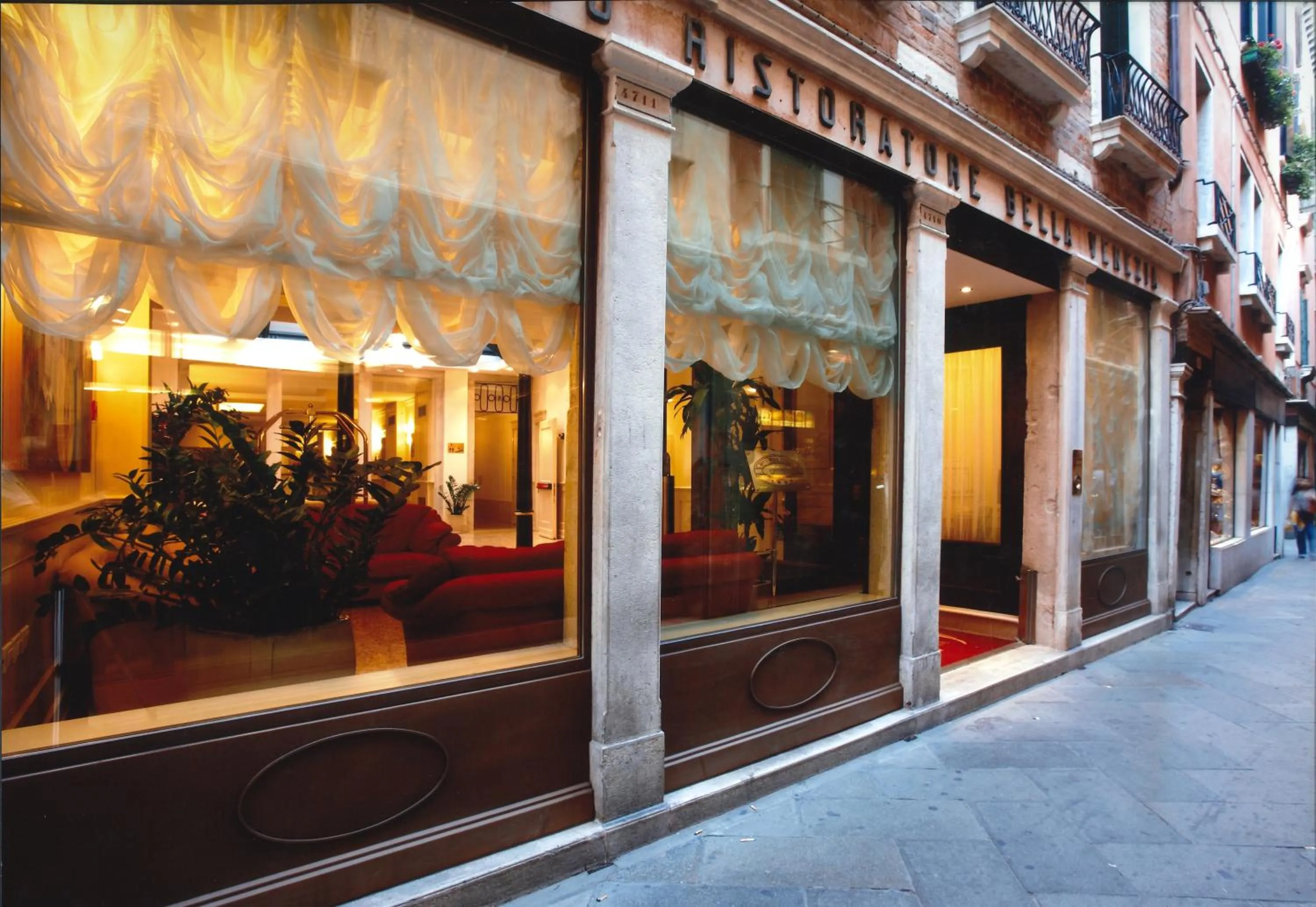 Facade/entrance in Hotel Bella Venezia