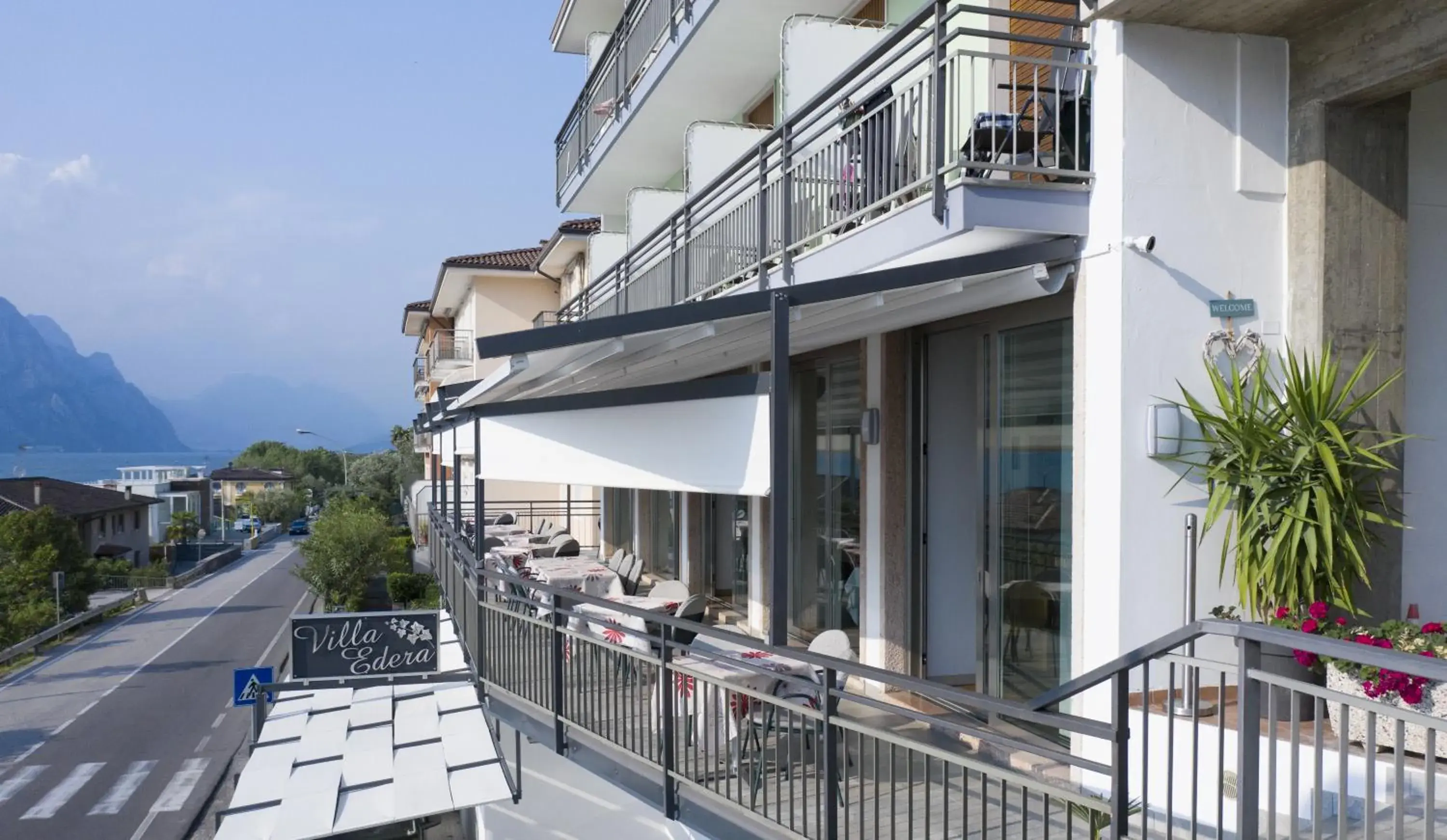 Balcony/Terrace in Albergo Villa Edera