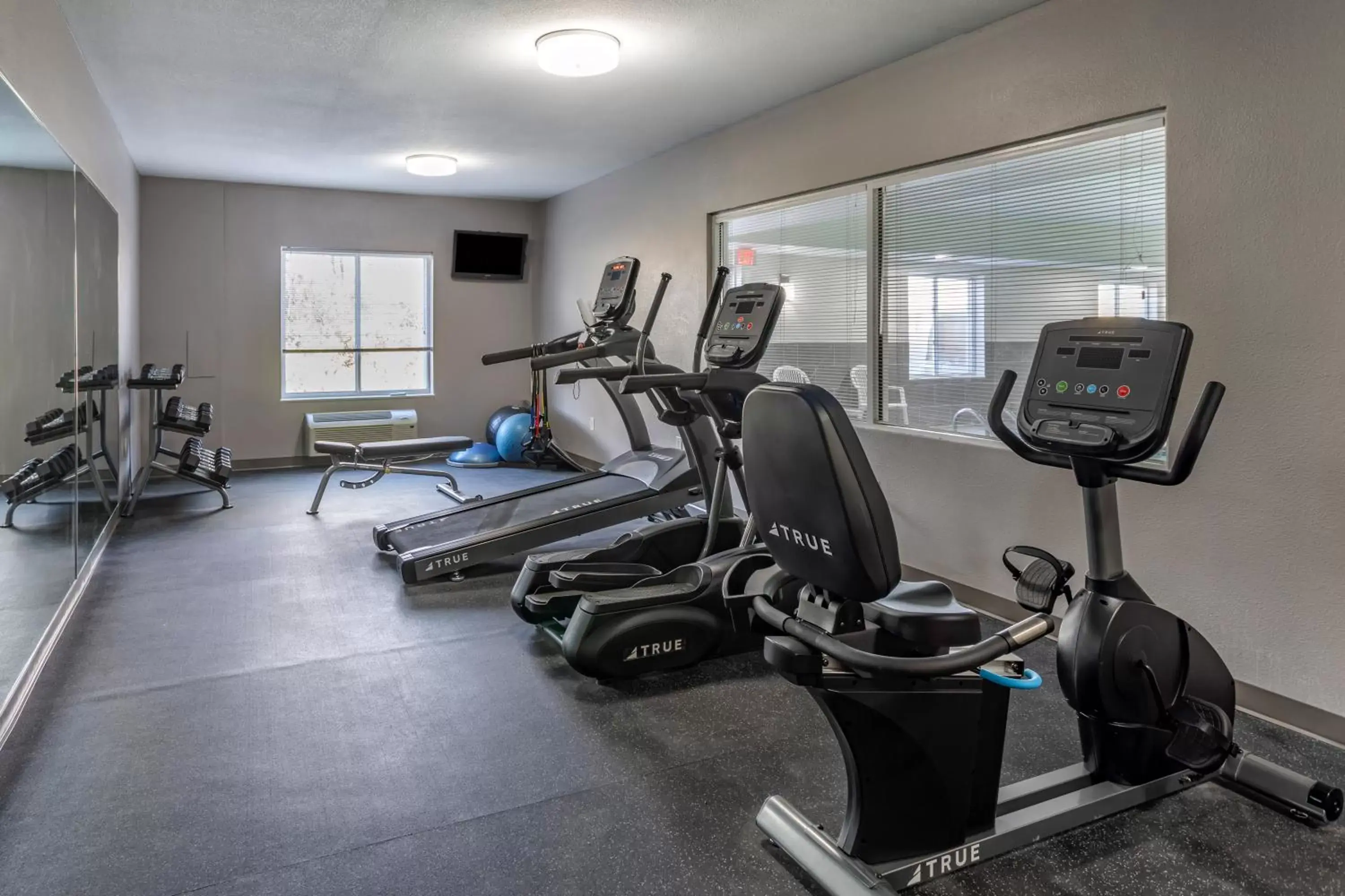 Fitness centre/facilities, Fitness Center/Facilities in Sleep Inn & Suites Lebanon - Nashville Area